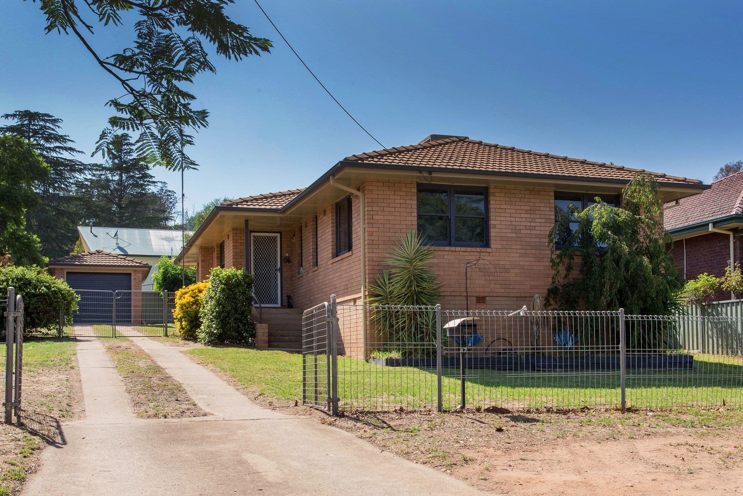 87 Macquarie Street, Cowra NSW 2794, Cowra - Image 1