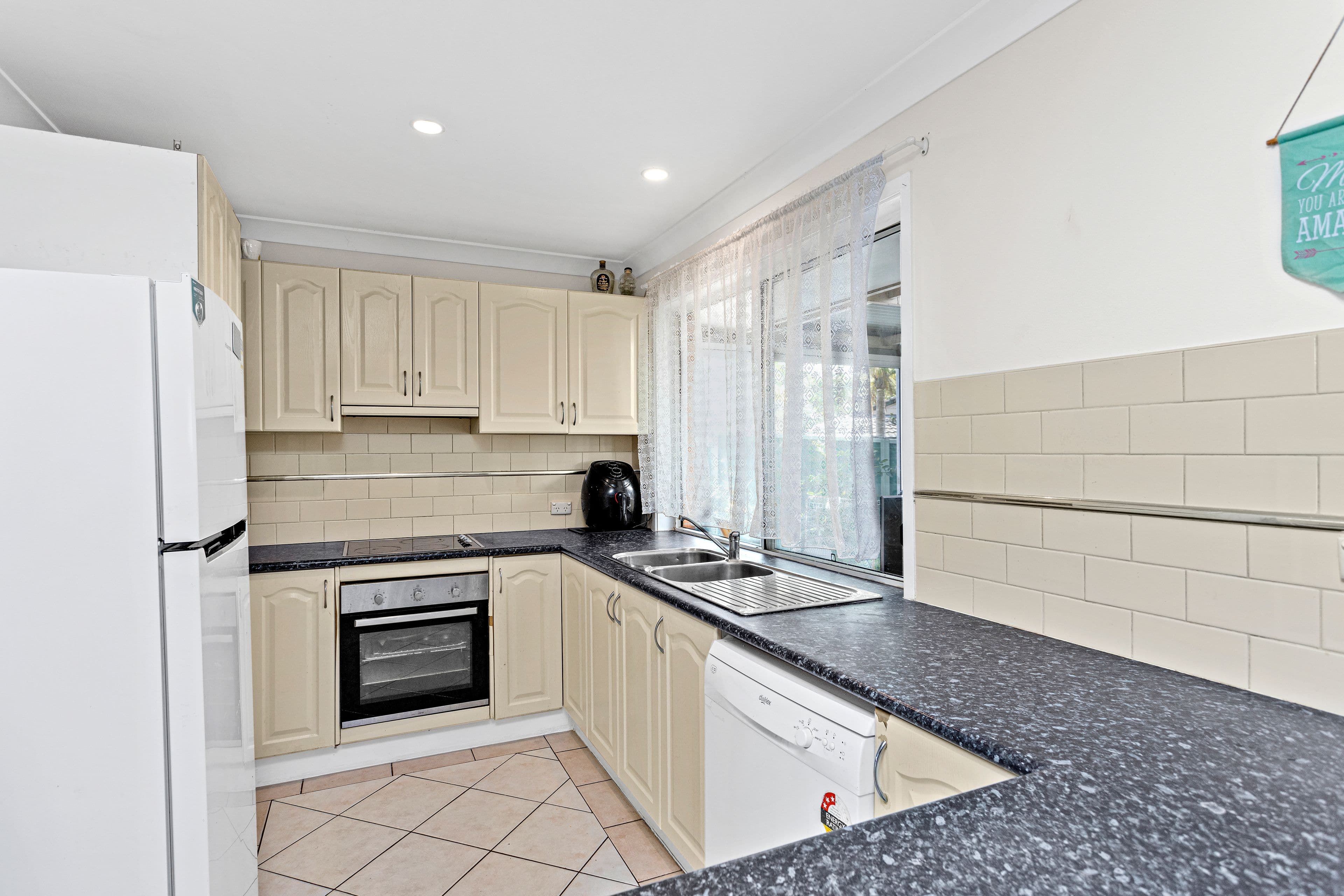 25 Macleay Place, Albion Park NSW 2527, Albion Park - Thumbnail 2