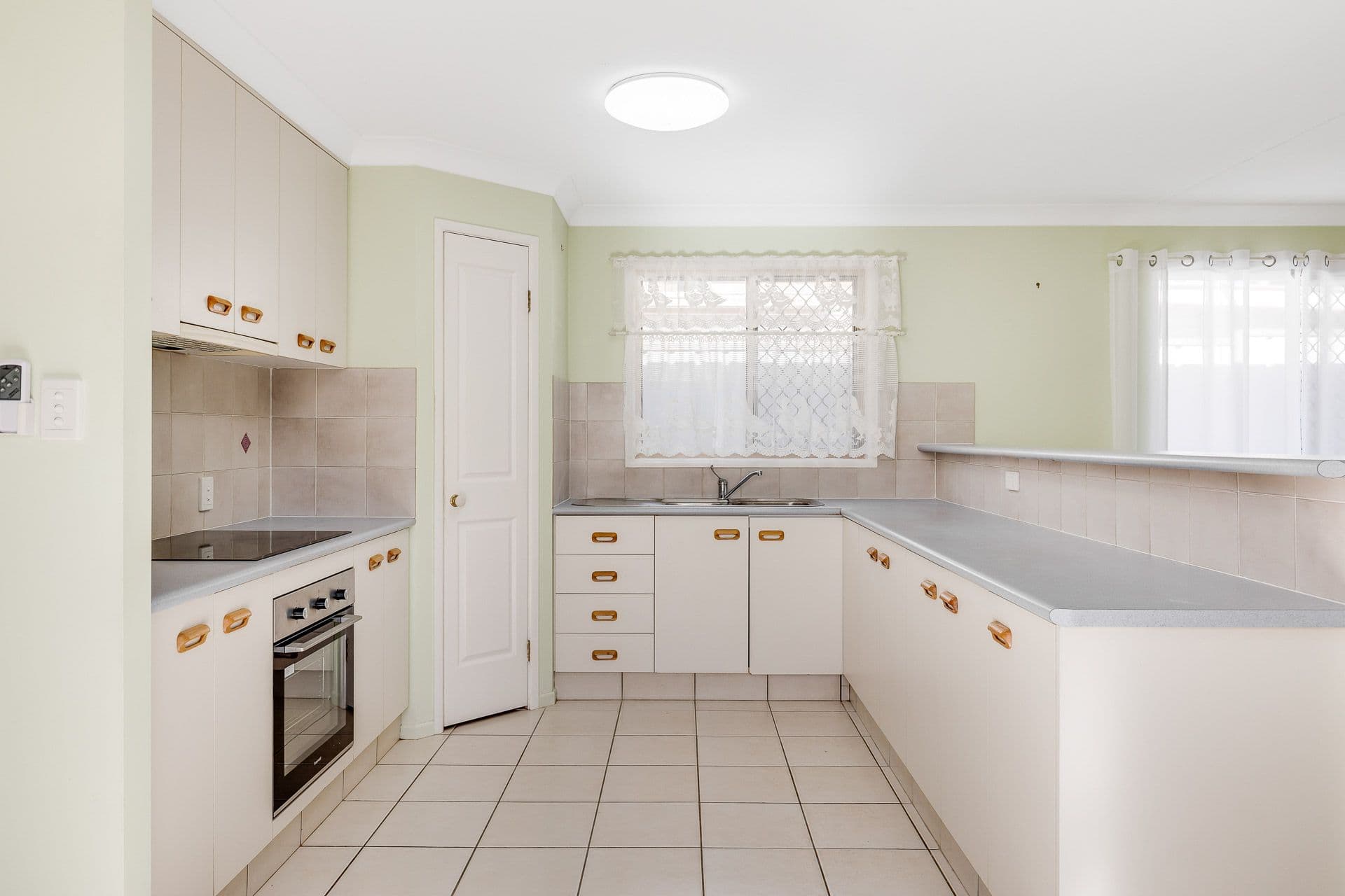 31B Holberton Street, Rockville QLD 4350, Rockville - Thumbnail 6