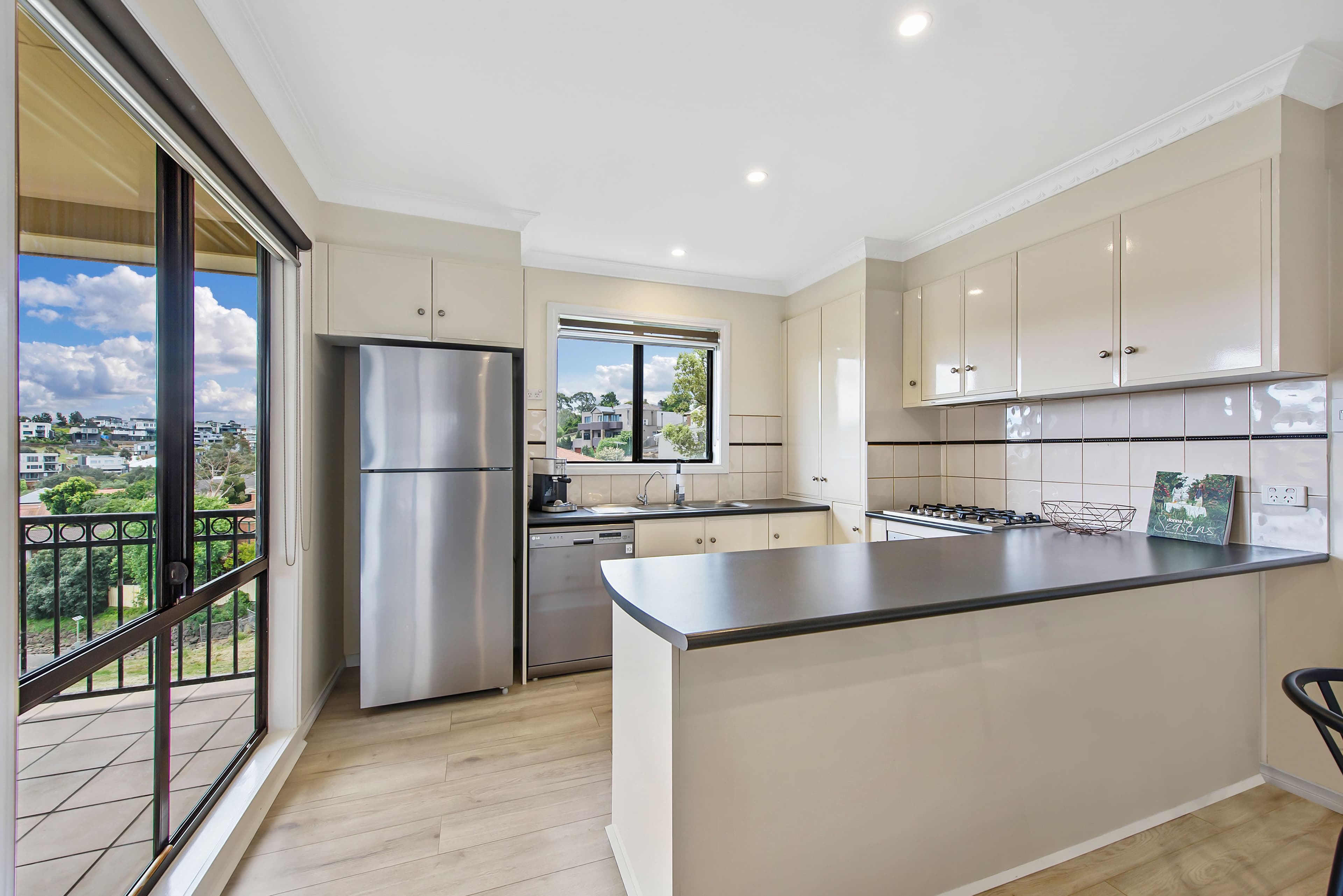 70-72 Coghlan Street, Niddrie VIC 3042, Niddrie - Thumbnail 3