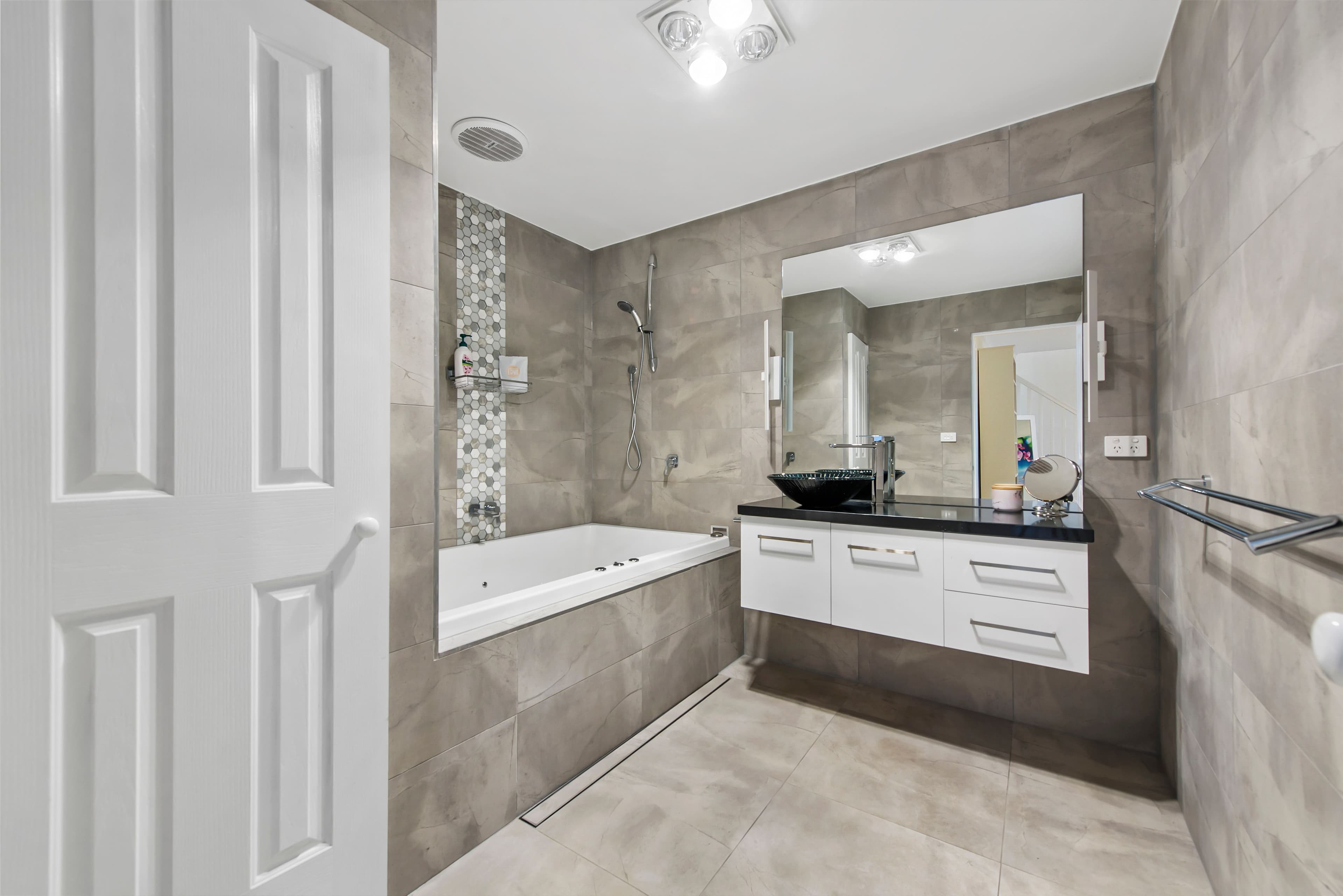 70-72 Coghlan Street, Niddrie VIC 3042, Niddrie - Thumbnail 8