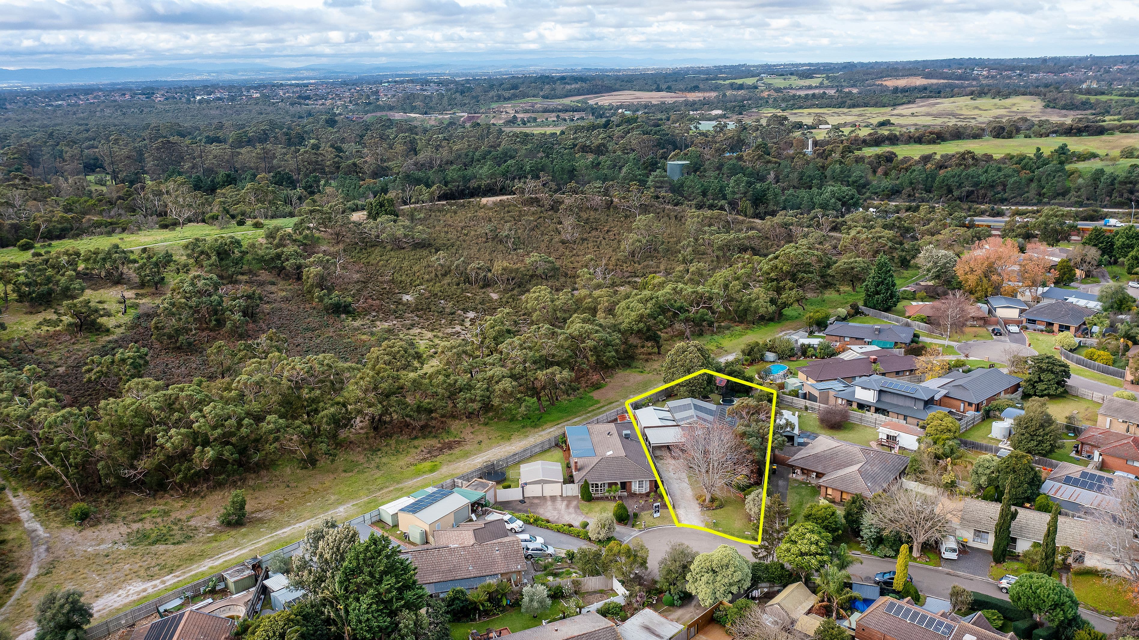 5 Lanena Court, Frankston VIC 3199, Frankston - Thumbnail 2