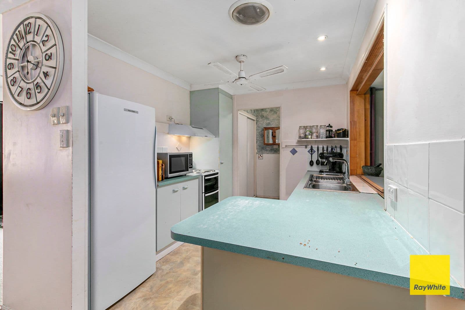 16 Babamande Street, Redland Bay QLD 4165, Redland Bay - Thumbnail 7