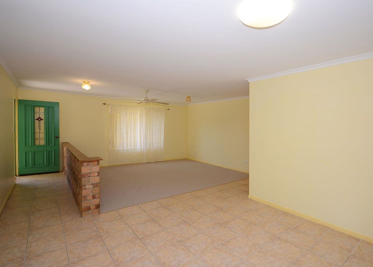 22 Wattle Street, POINT VERNON QLD 4655, Point Vernon - Thumbnail 4
