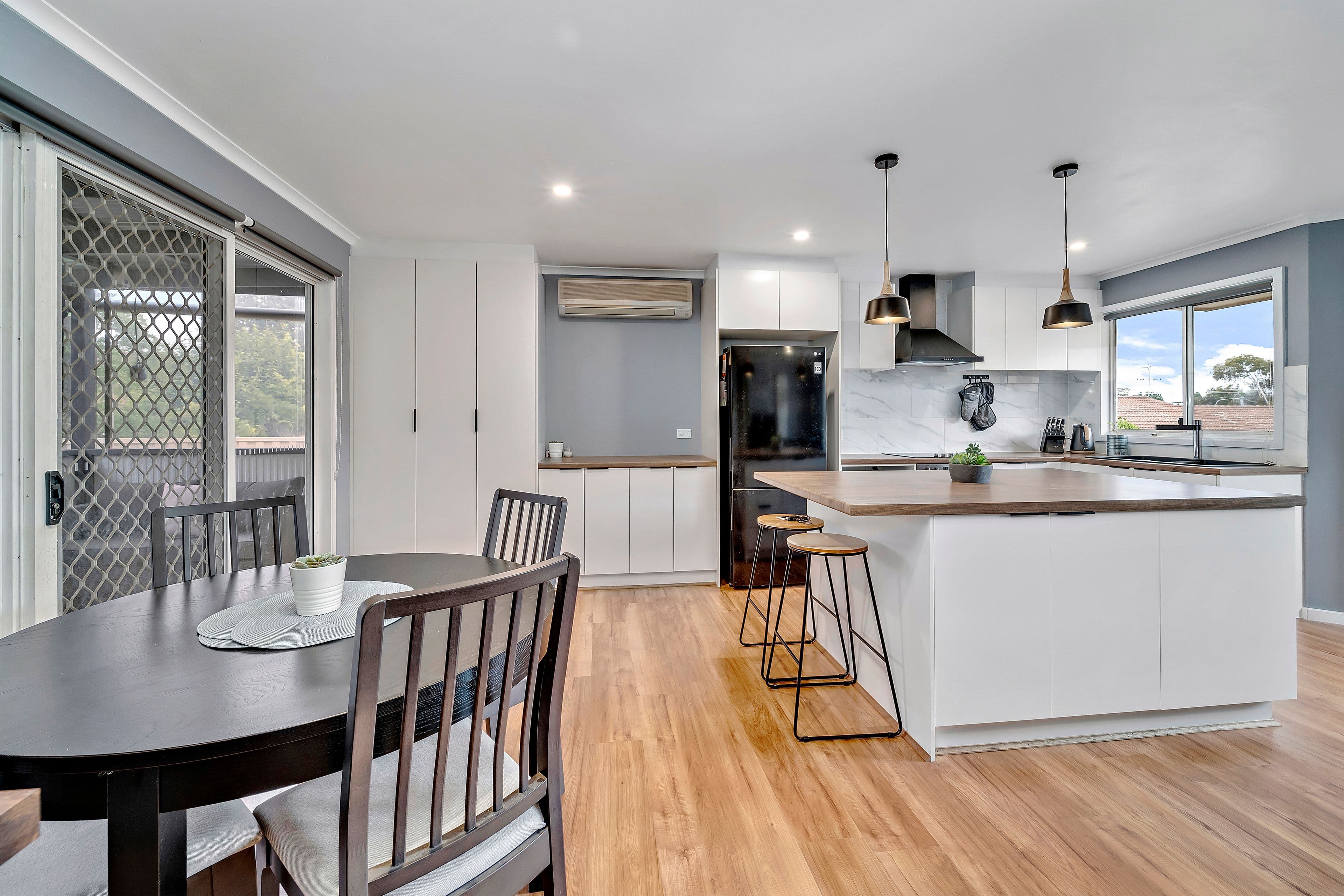 65 Macquoid Street, Queanbeyan NSW 2620, Queanbeyan East - Thumbnail 6