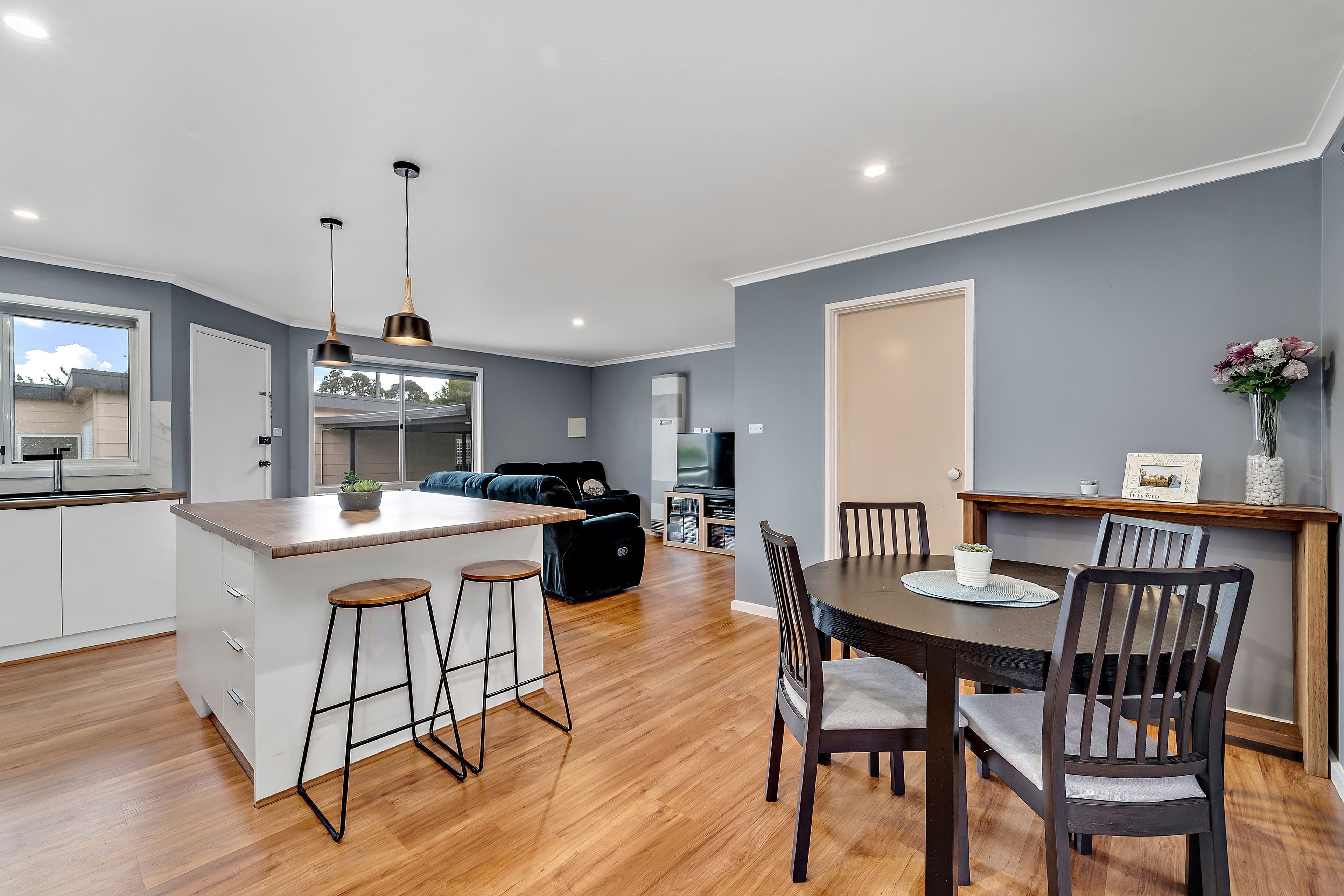 65 Macquoid Street, Queanbeyan NSW 2620, Queanbeyan East - Thumbnail 8