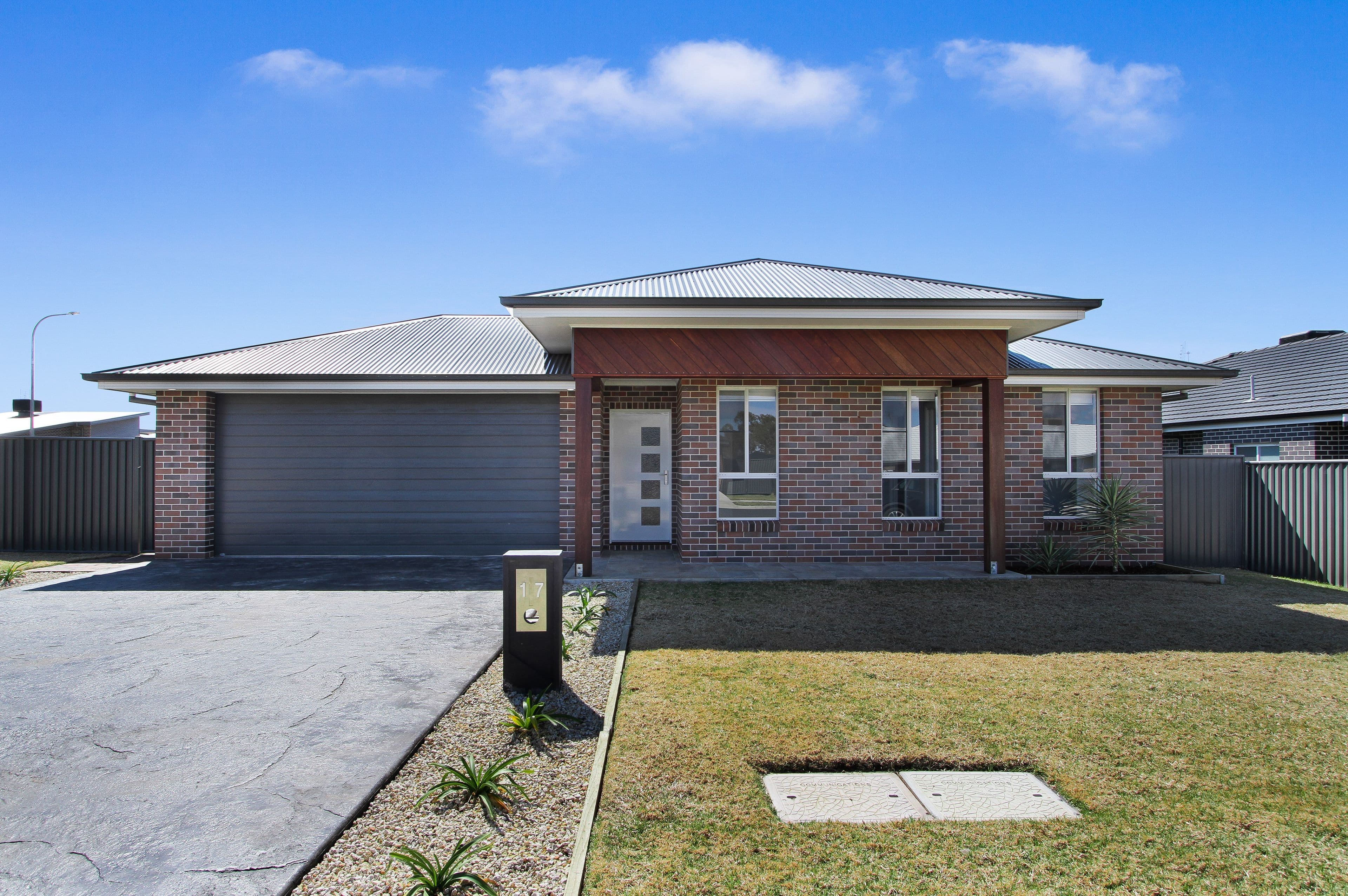 17 Kingham Street, Tamworth NSW 2340, Tamworth - Image 1