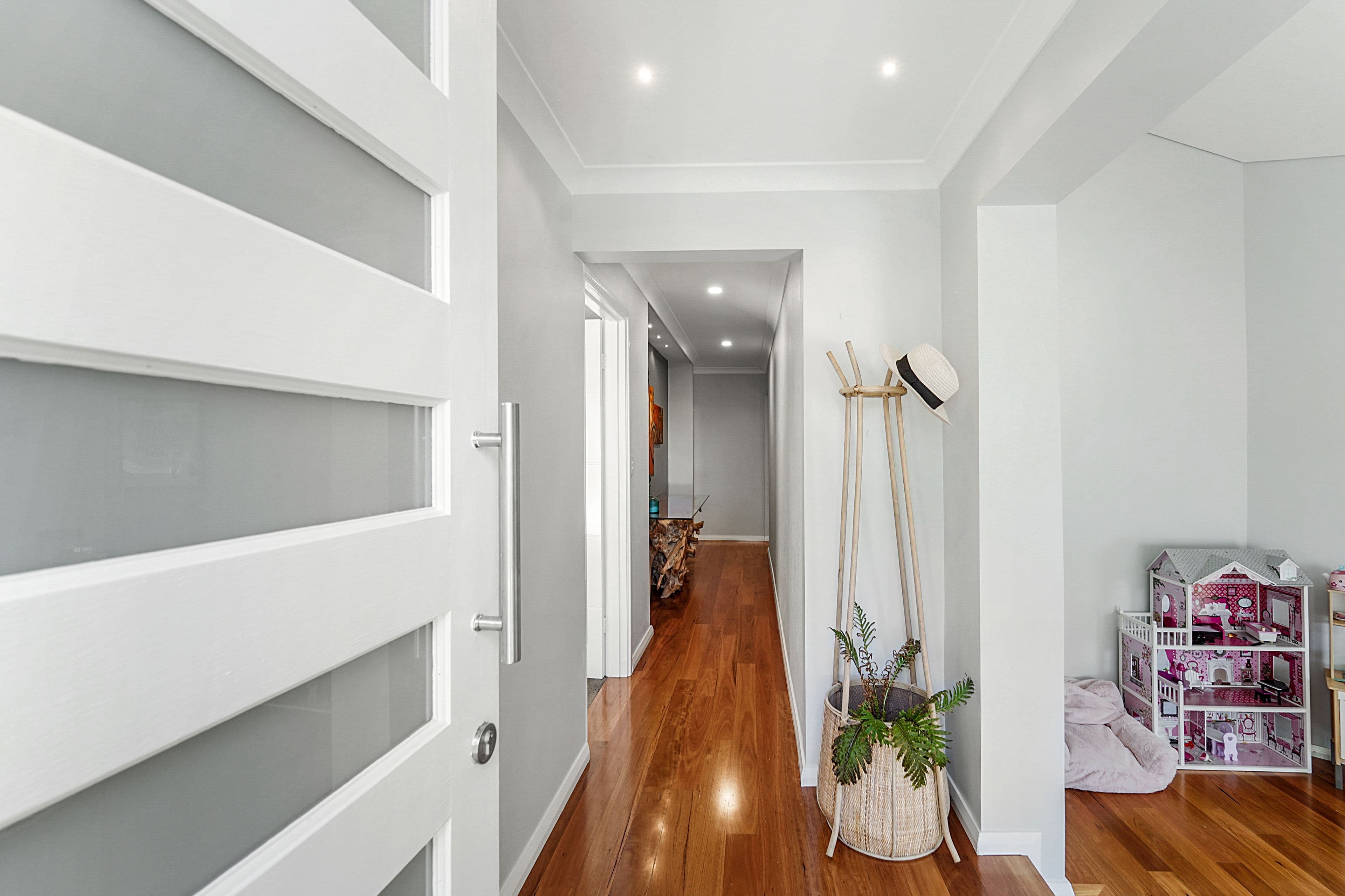 5 Gael Place, Kallaroo WA 6025, Kallaroo - Thumbnail 3