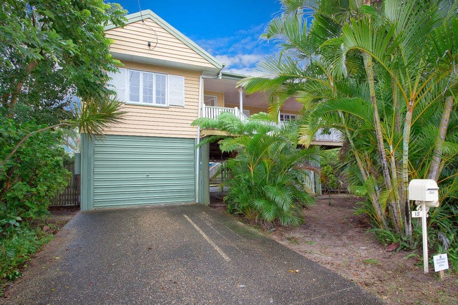 13 Dwyer Street, BEACHMERE QLD 4510, Beachmere - Thumbnail 2