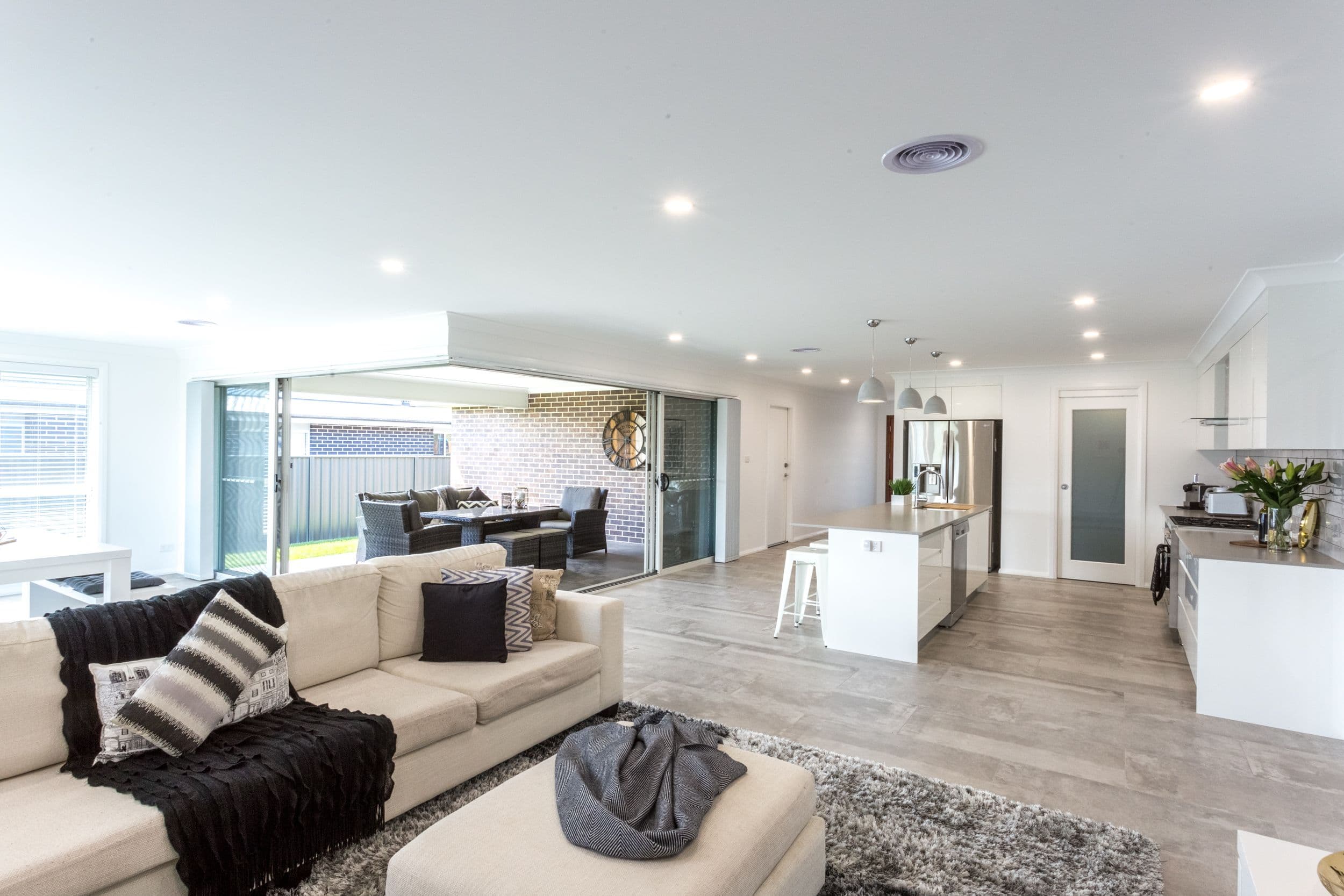 25 Gala Crescent, Orange - Thumbnail 2