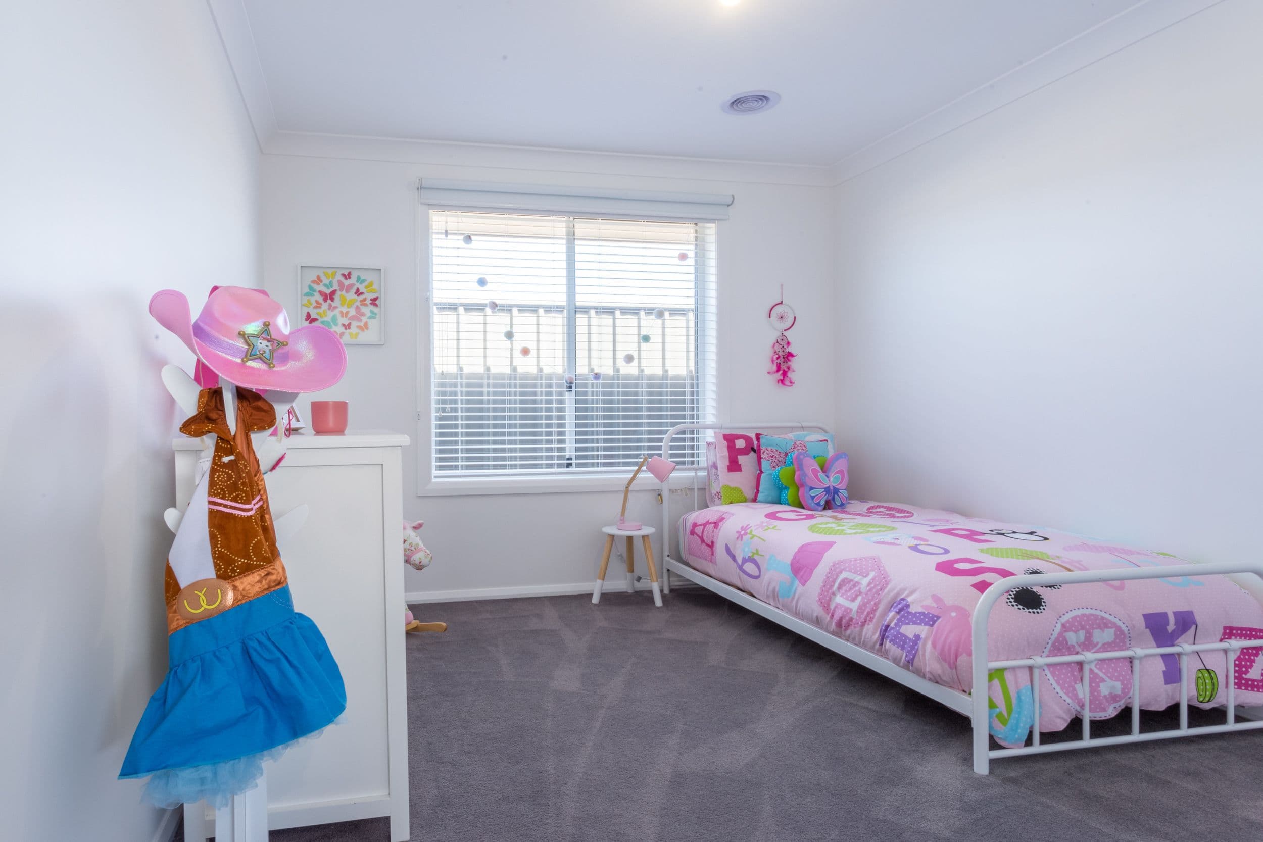25 Gala Crescent, Orange - Thumbnail 8
