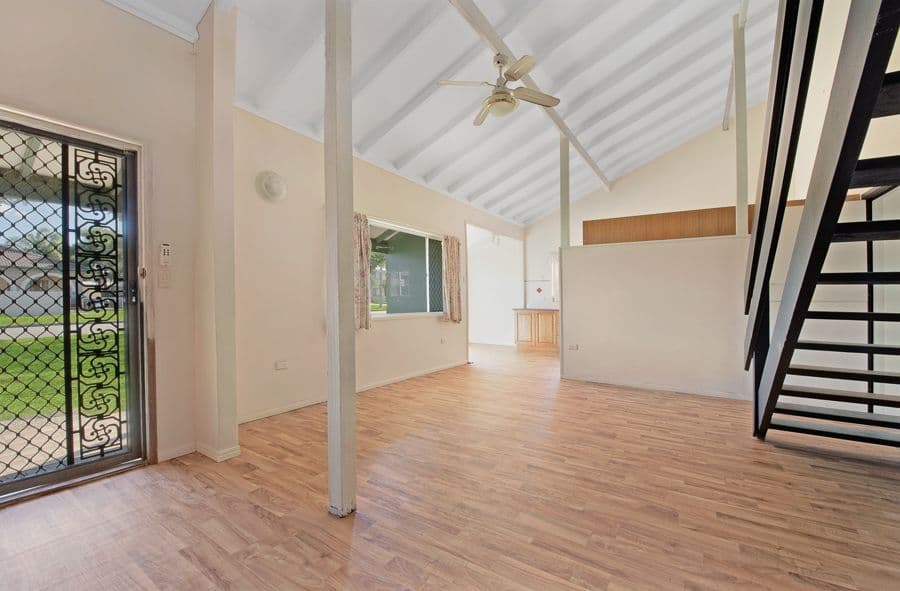 16 Leandi Drive, DECEPTION BAY QLD 4508, Deception Bay - Thumbnail 4