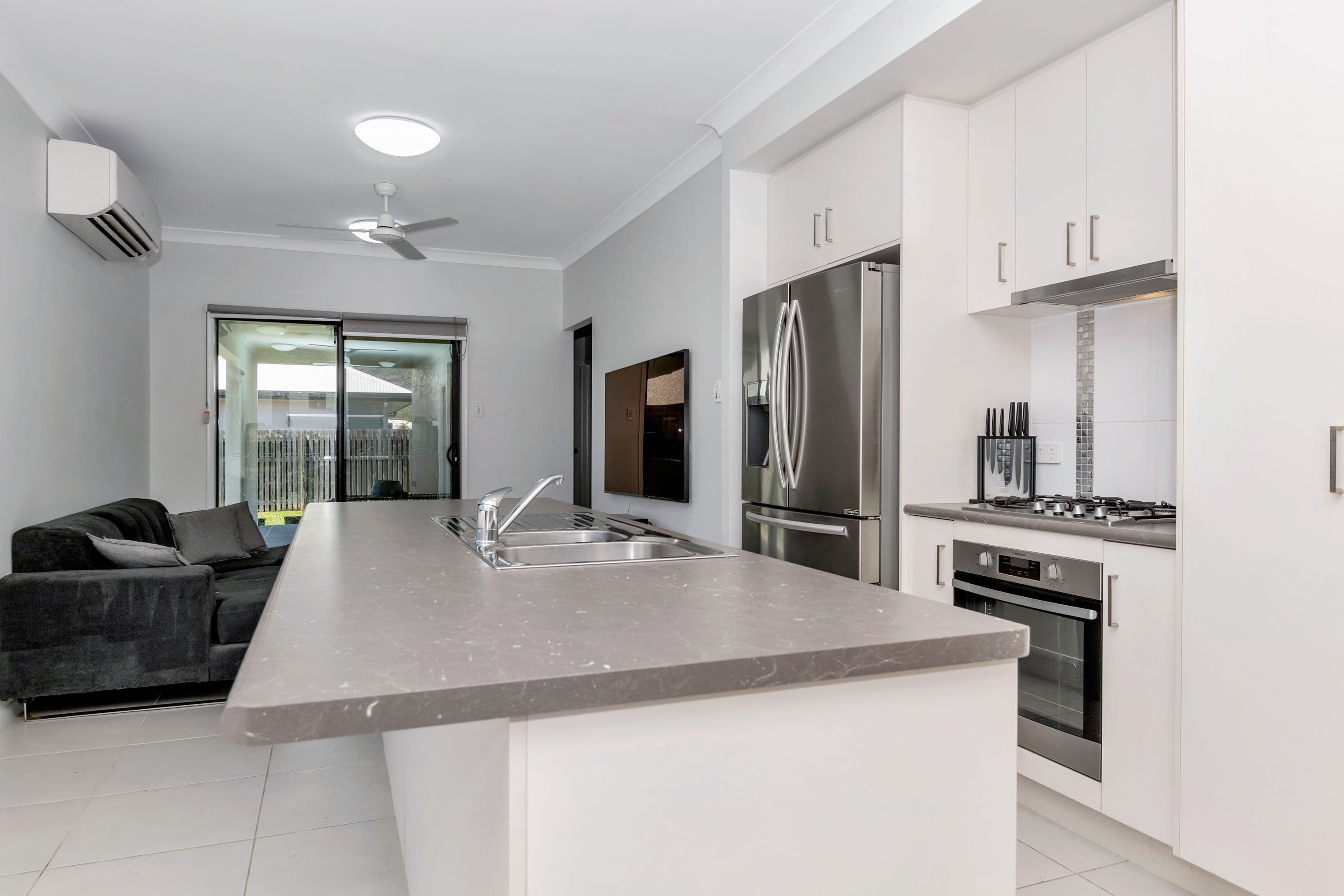 6 Resolution Street, Rasmussen QLD 4815, Rasmussen - Thumbnail 2
