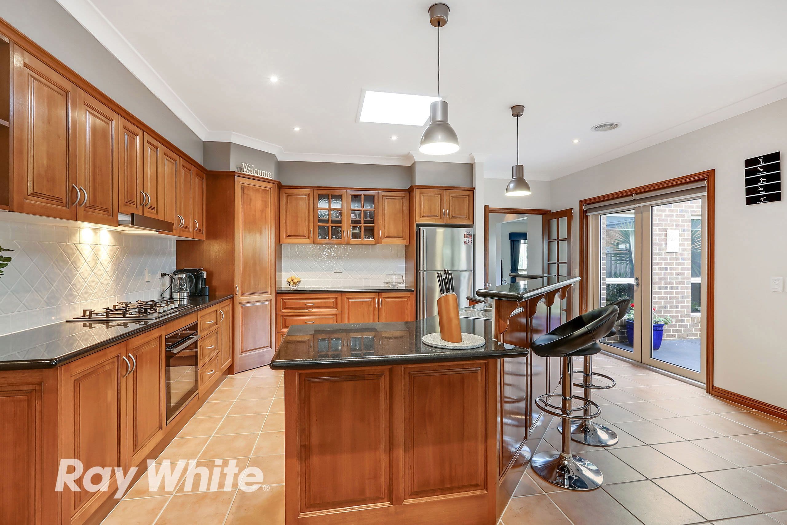 27 Pineview Court, Lara VIC 3212, Lara - Thumbnail 2