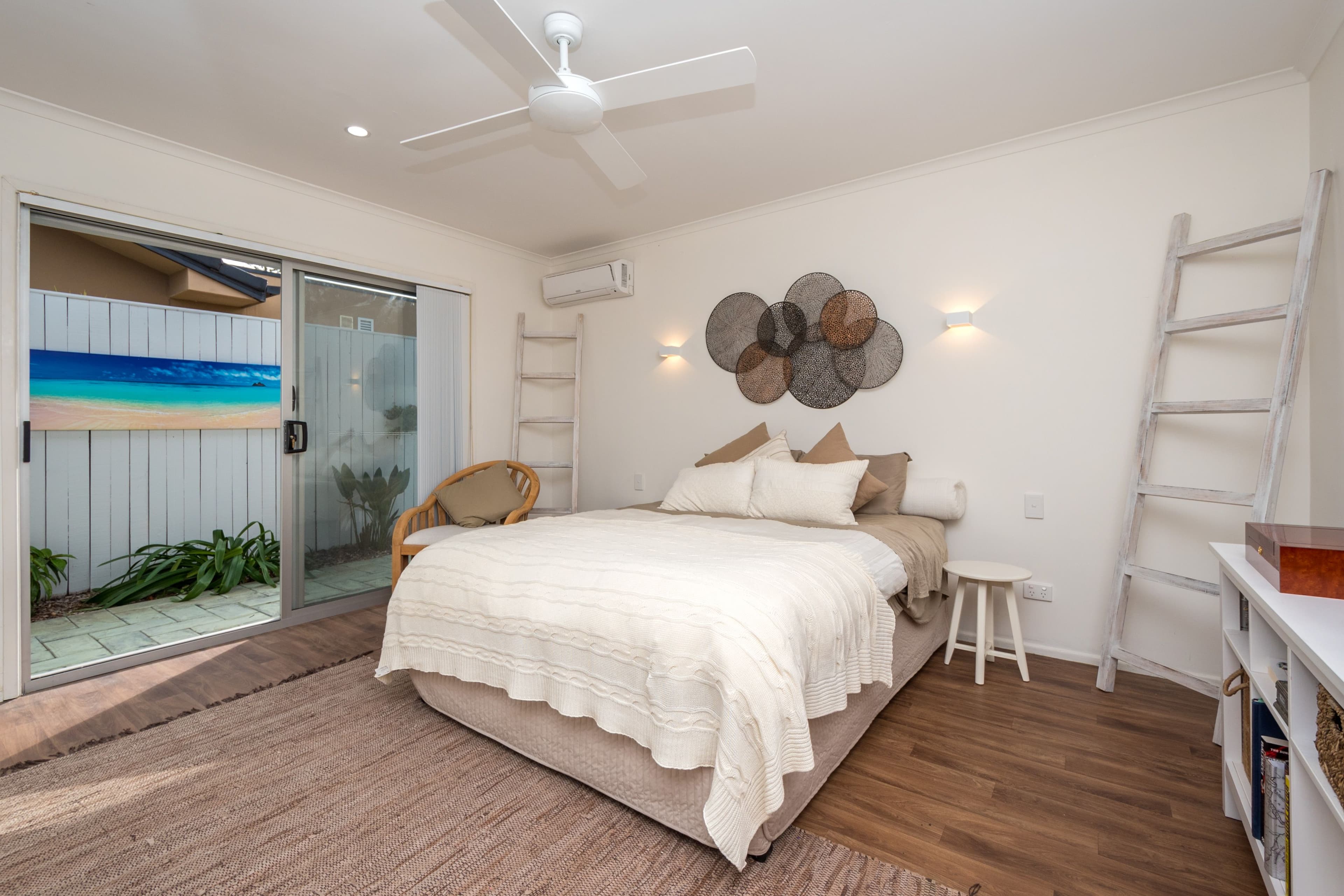 143 Bayview Street, Runaway Bay QLD 4216, Runaway Bay - Thumbnail 3