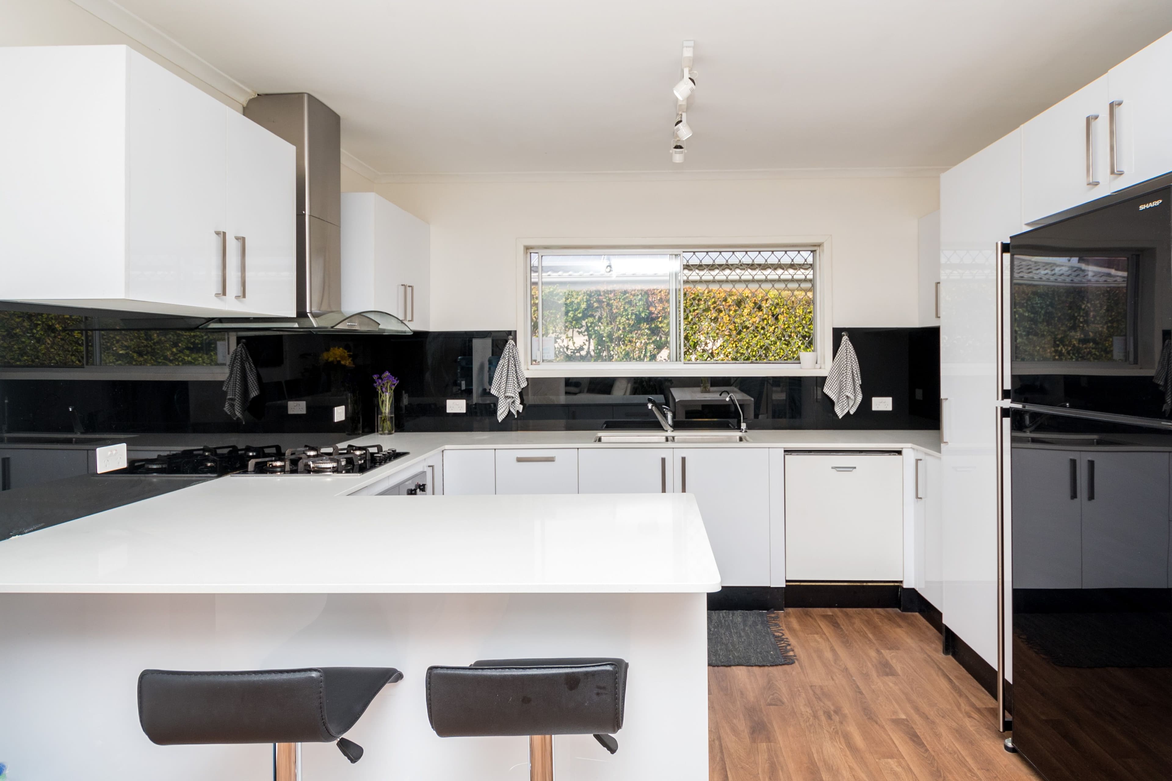 143 Bayview Street, Runaway Bay QLD 4216, Runaway Bay - Thumbnail 6