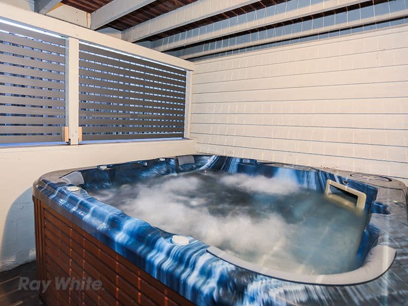 42 Myrtle Street, Grange QLD 4051, Grange - Thumbnail 7
