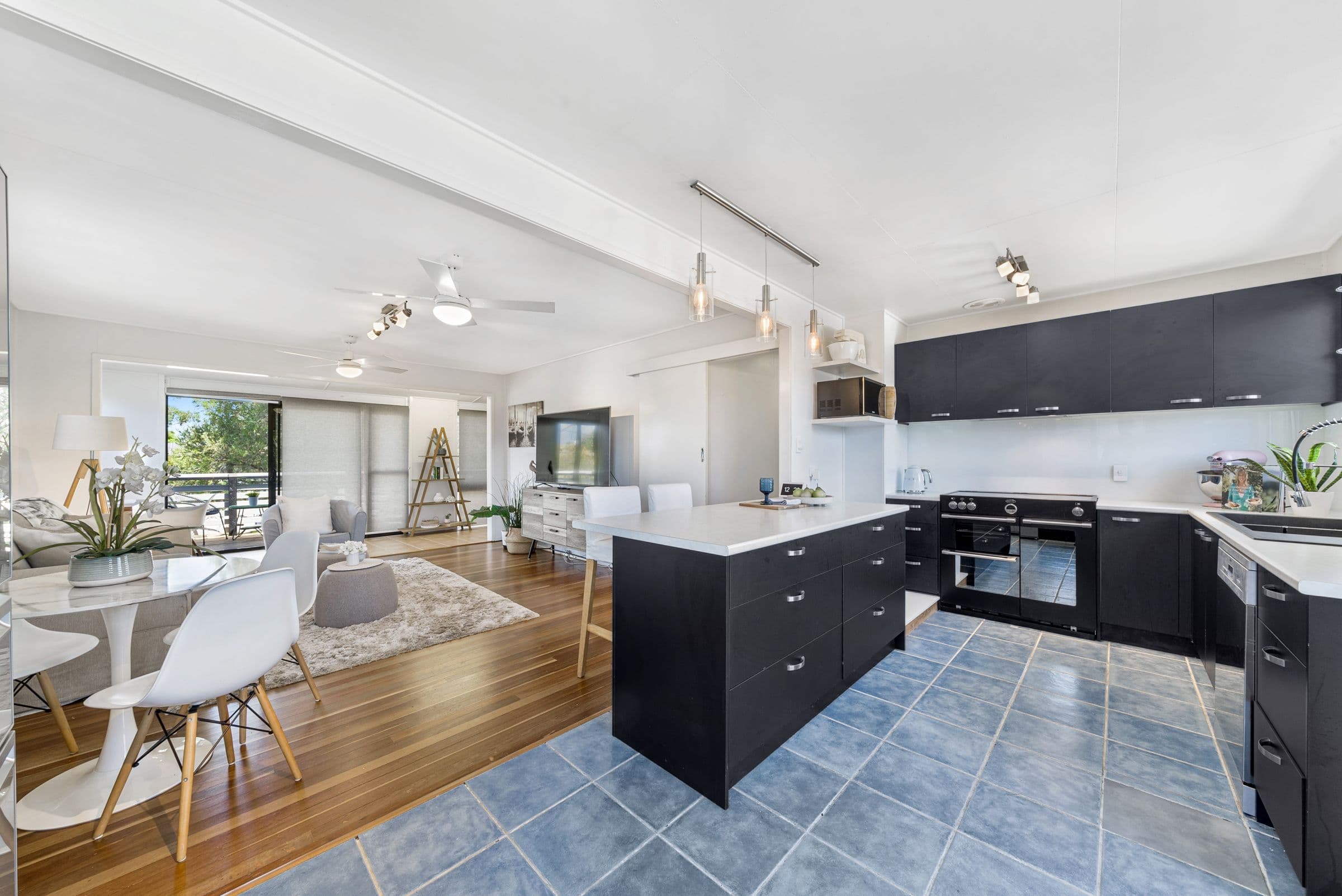 20 Crawford Street, Redcliffe QLD 4020, Redcliffe - Thumbnail 4
