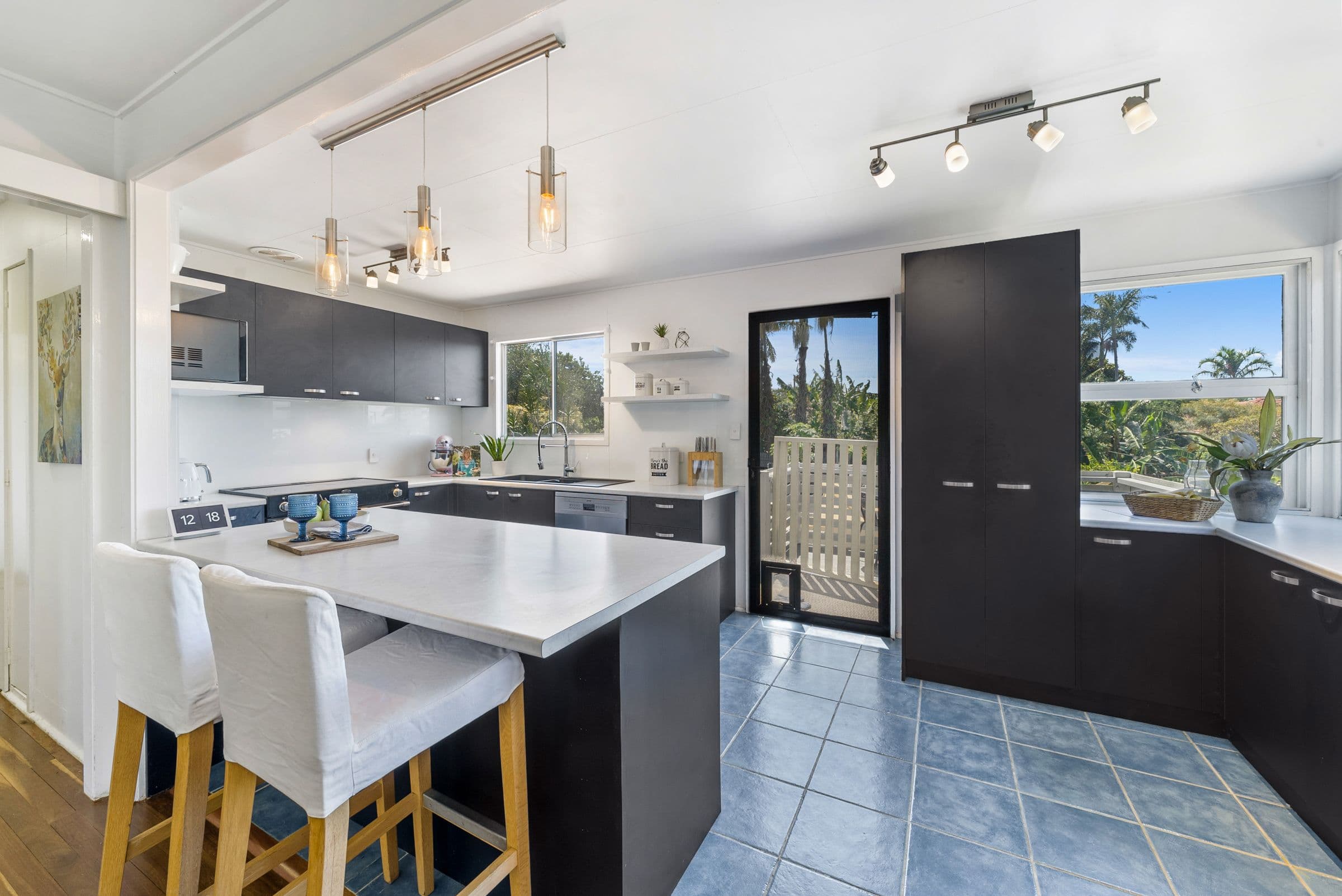 20 Crawford Street, Redcliffe QLD 4020, Redcliffe - Thumbnail 6
