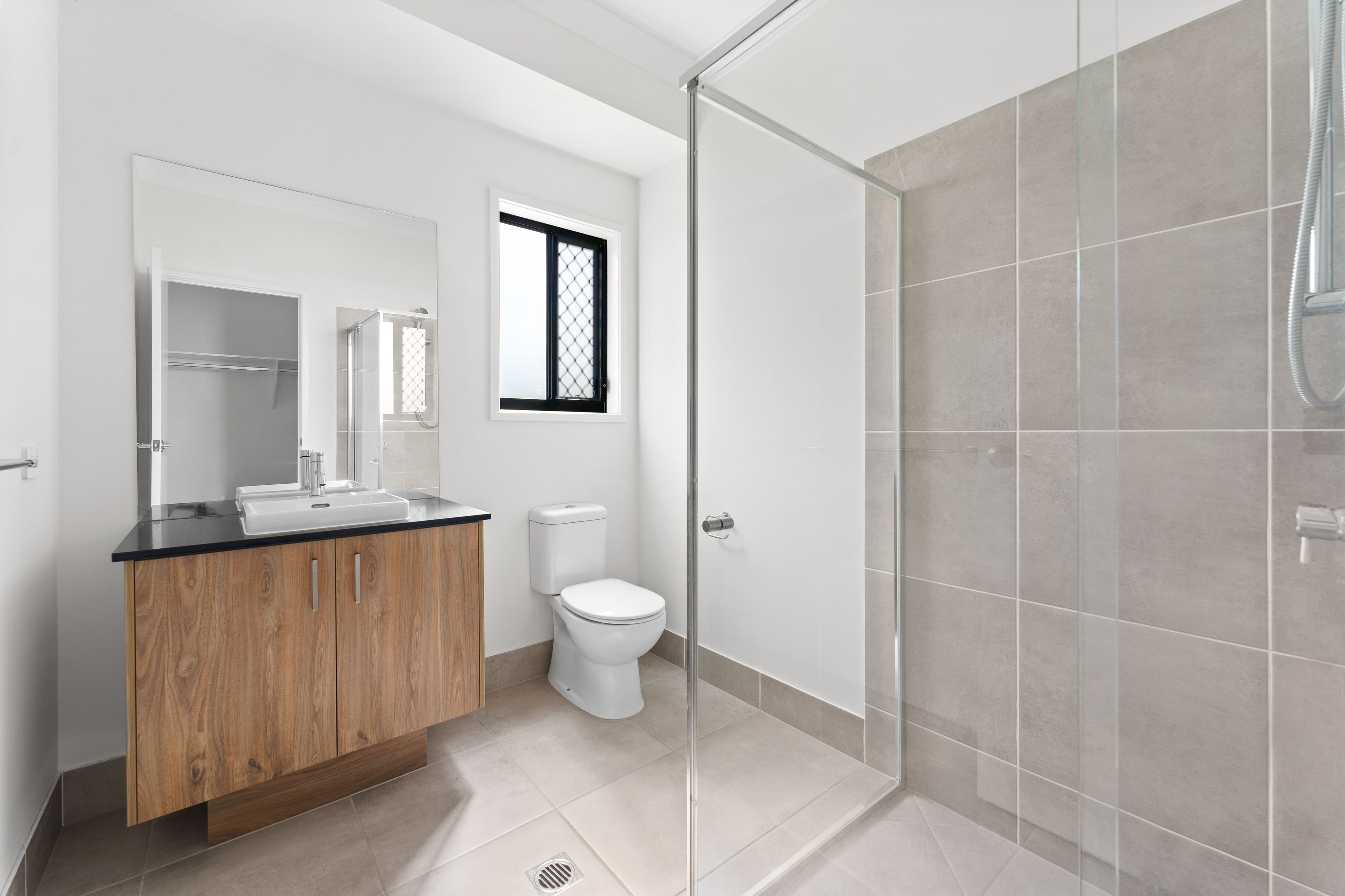 5 Vail Street, Logan Reserve QLD 4133, Logan Reserve - Thumbnail 8