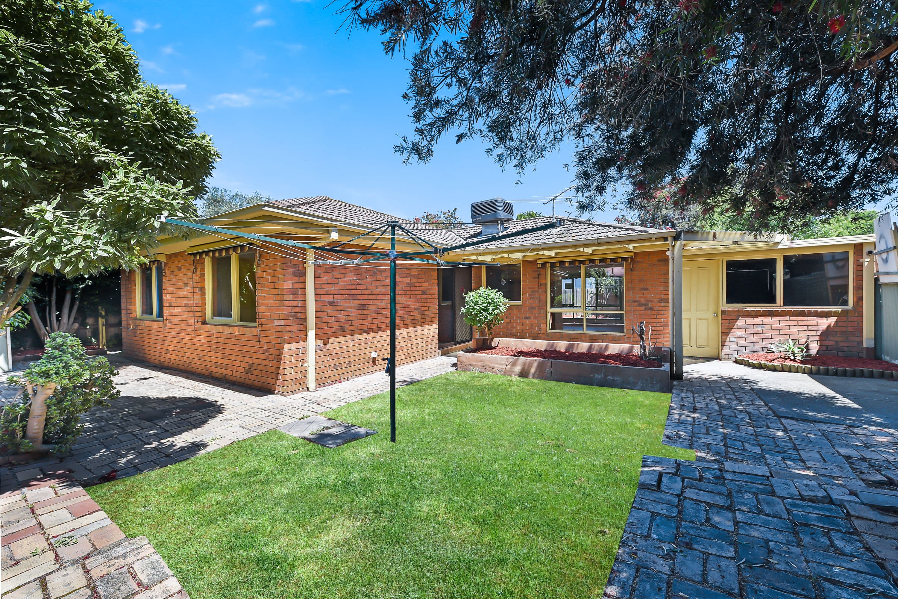 32 Kionga Street, Clayton VIC 3168, Clayton - Image 1
