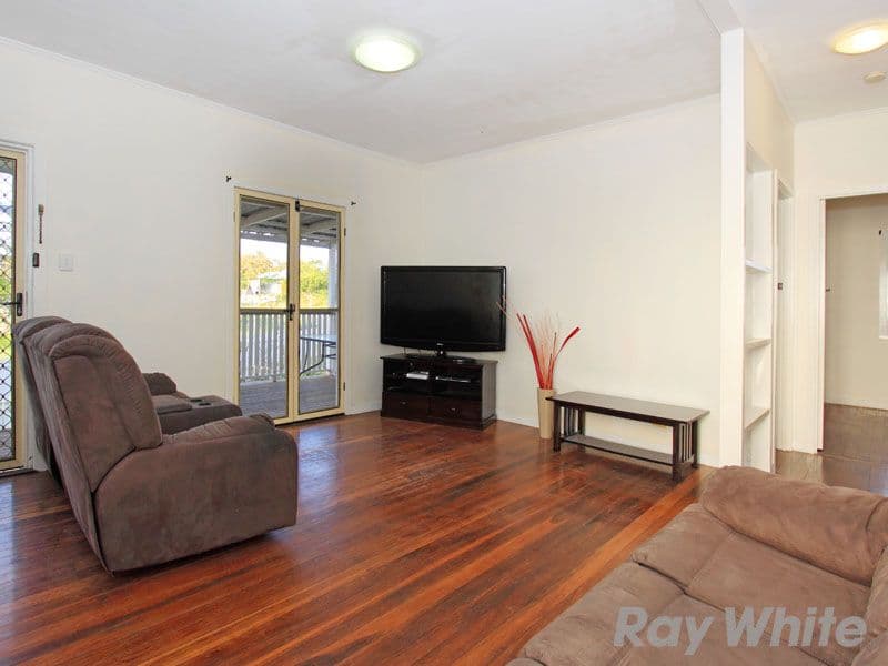 26 Stadcor Street, WAVELL HEIGHTS QLD 4012, Wavell Heights - Thumbnail 3