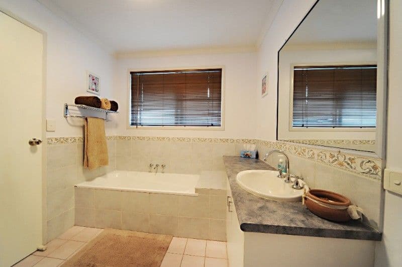 23 Catherine Crescent, JUBILEE POCKET QLD 4802, Jubilee Pocket - Thumbnail 8
