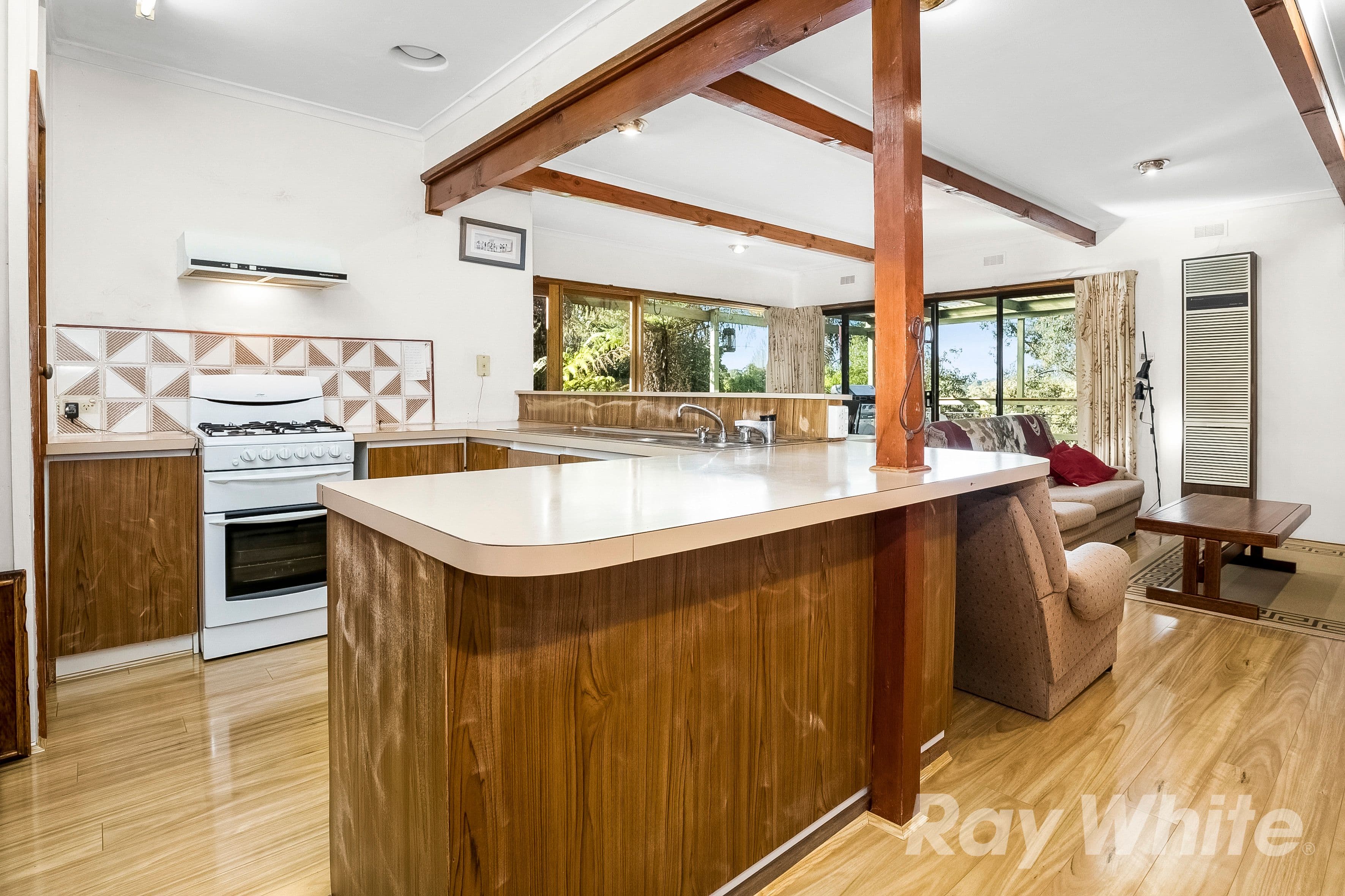 30 Howell Drive, Mount Waverley VIC 3149, Mount Waverley - Thumbnail 3