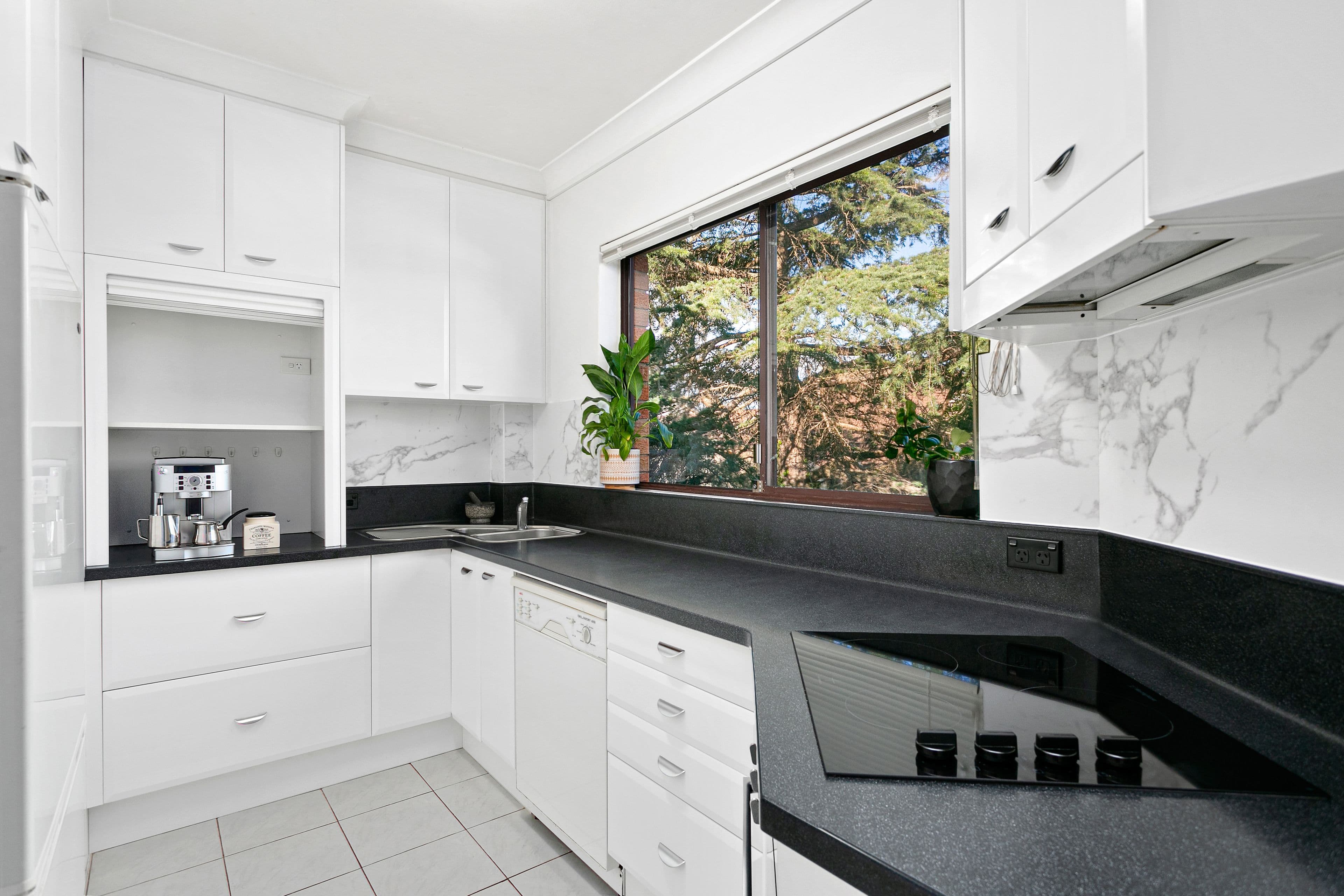 40-42 Hampton Court Road, Carlton NSW 2218, Carlton - Thumbnail 3