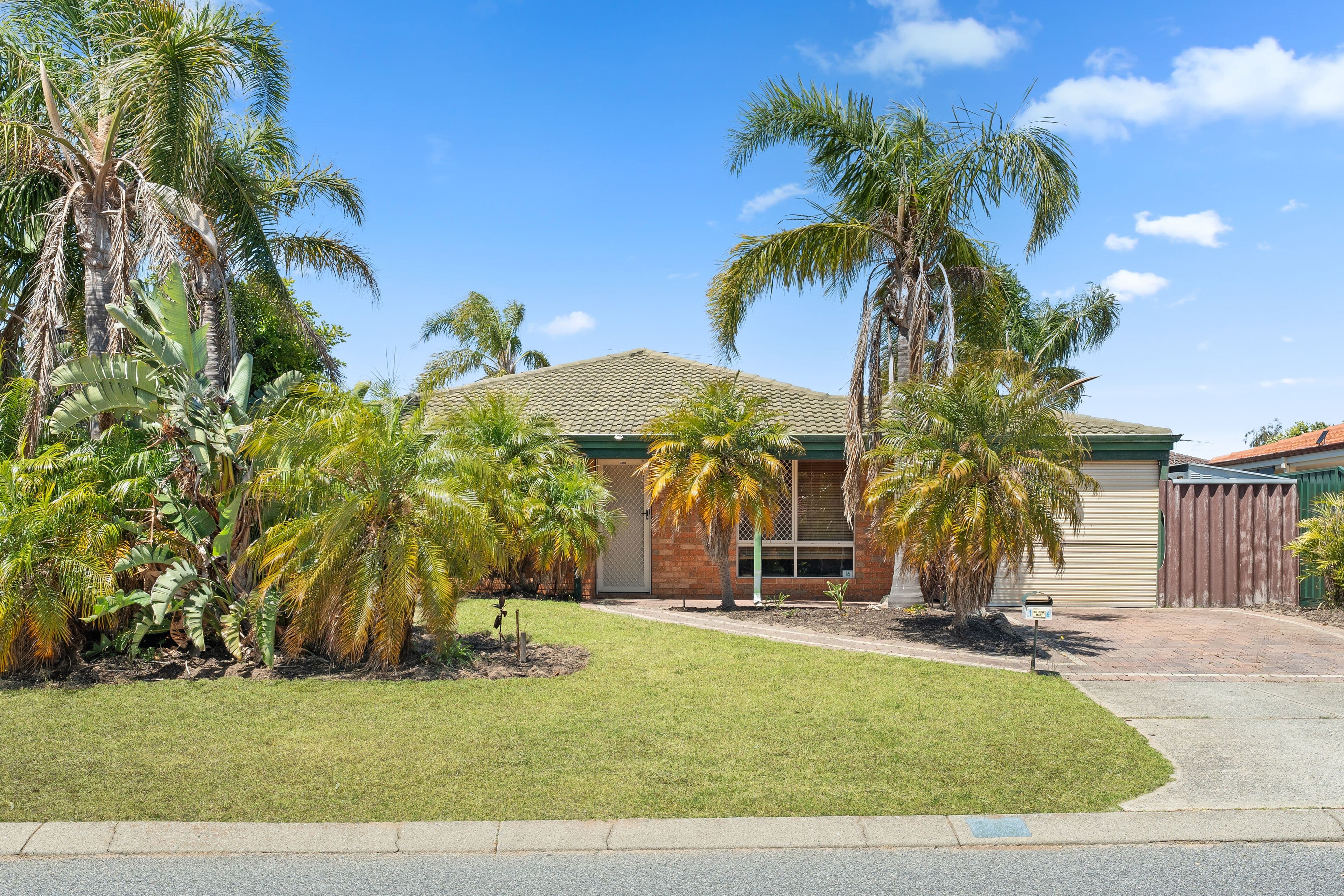 16 Azure Lane, Warnbro WA 6169, Warnbro - Image 1