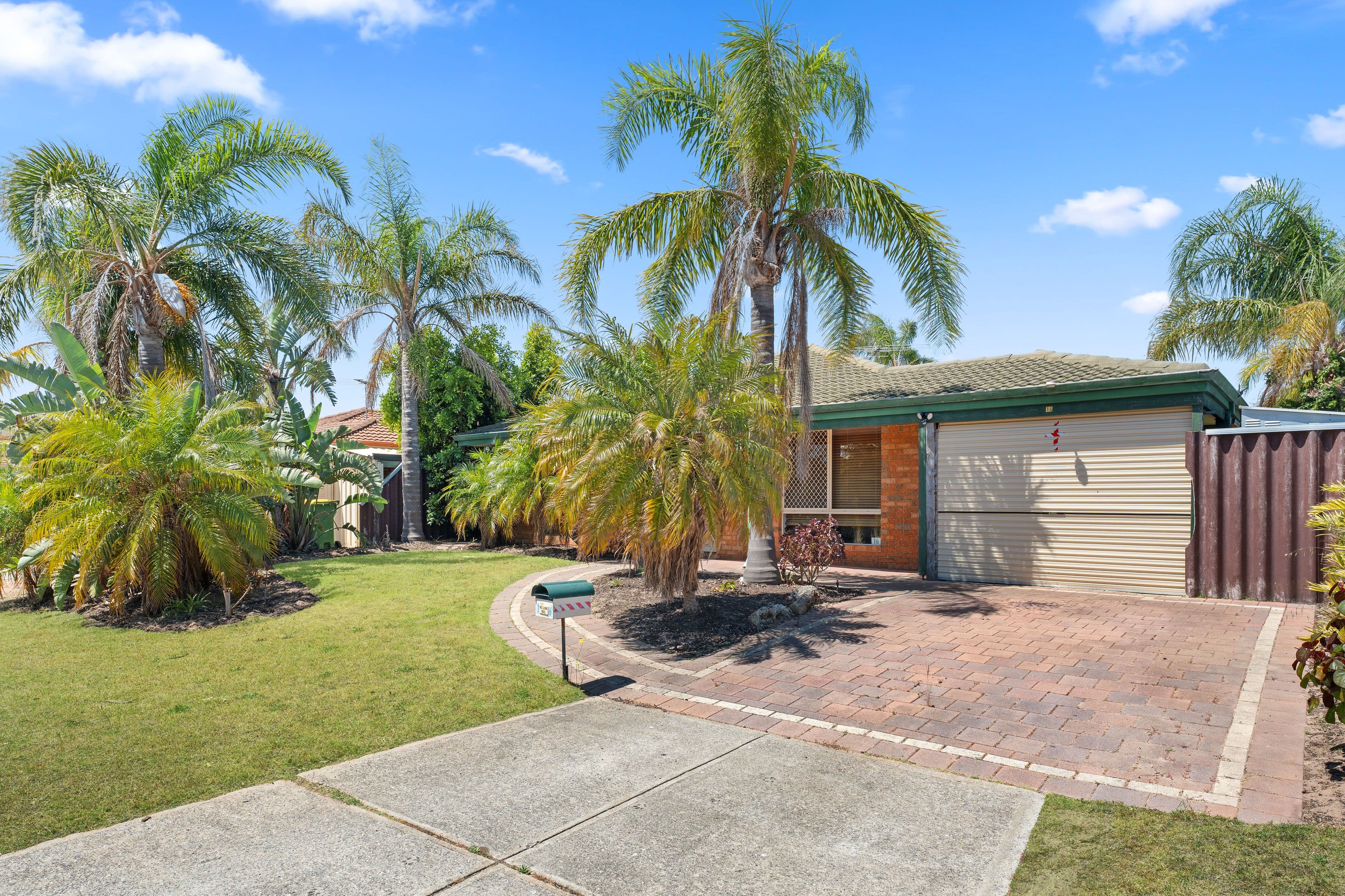 16 Azure Lane, Warnbro WA 6169, Warnbro - Thumbnail 2