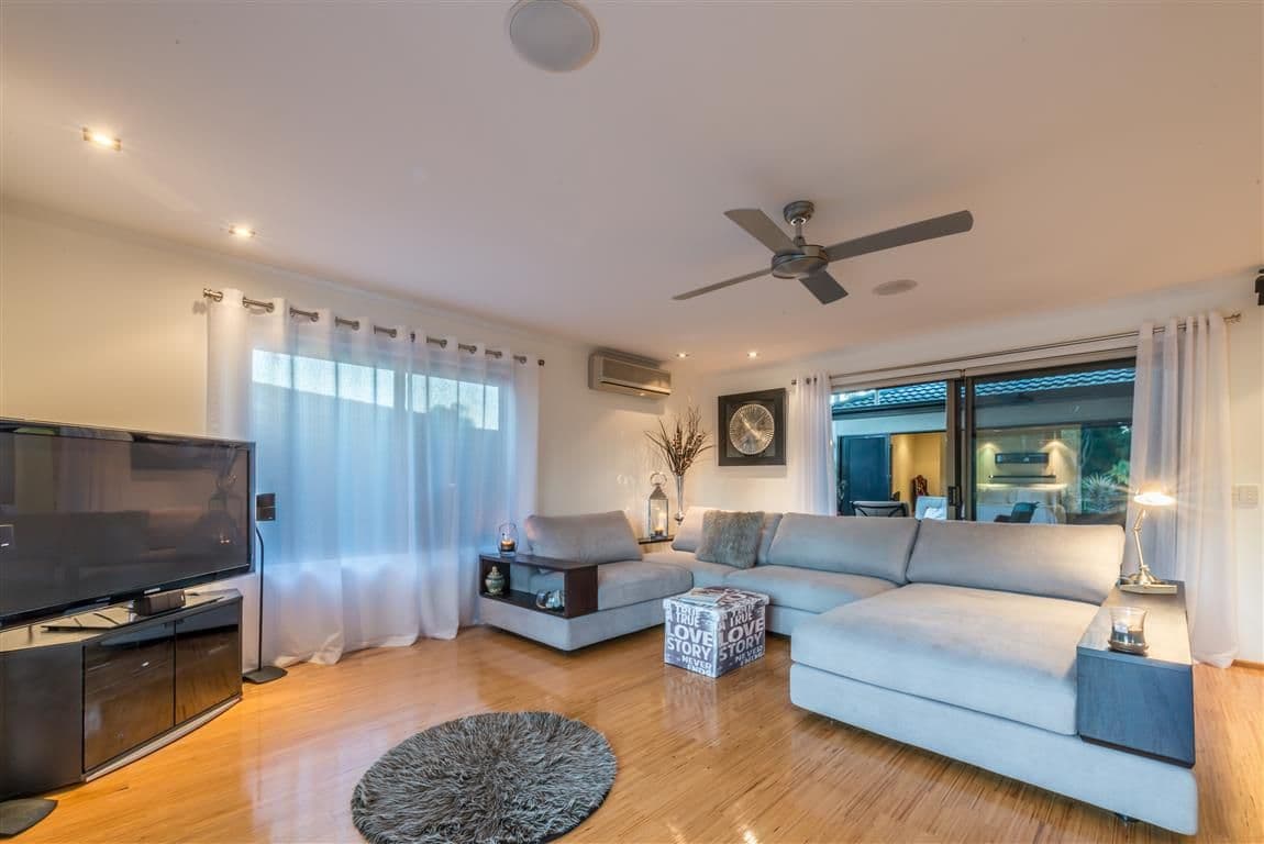 4 Midvale Place, HELENSVALE QLD 4212, Helensvale - Thumbnail 8