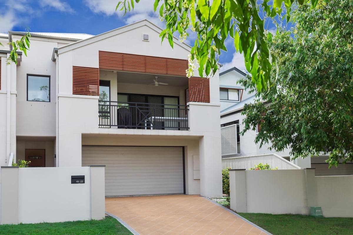 16 Yarr Crescent, Seaford Meadows - Image 1