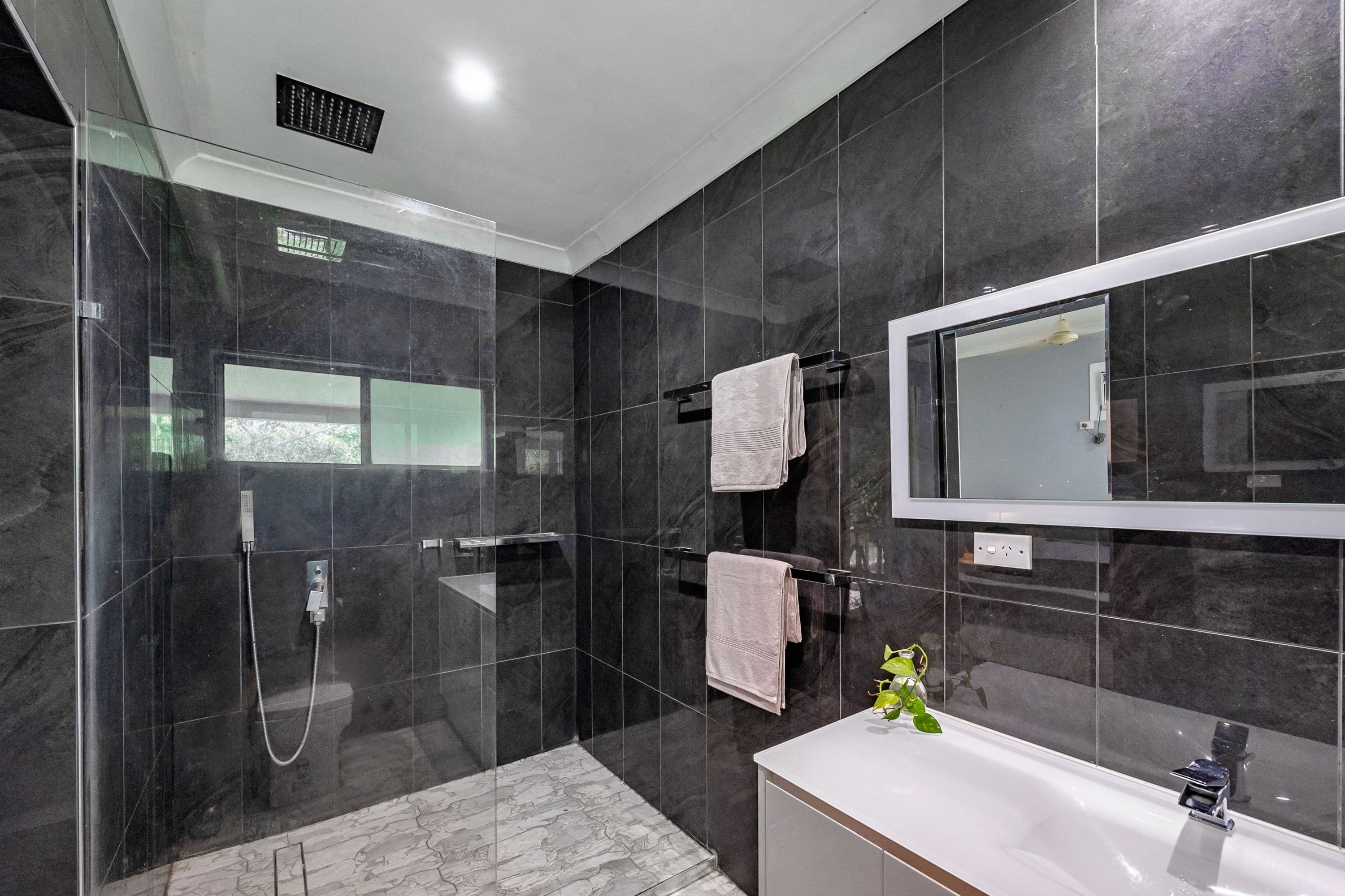 17 Mount Clifton Court, Alligator Creek QLD 4816, Alligator Creek - Thumbnail 6