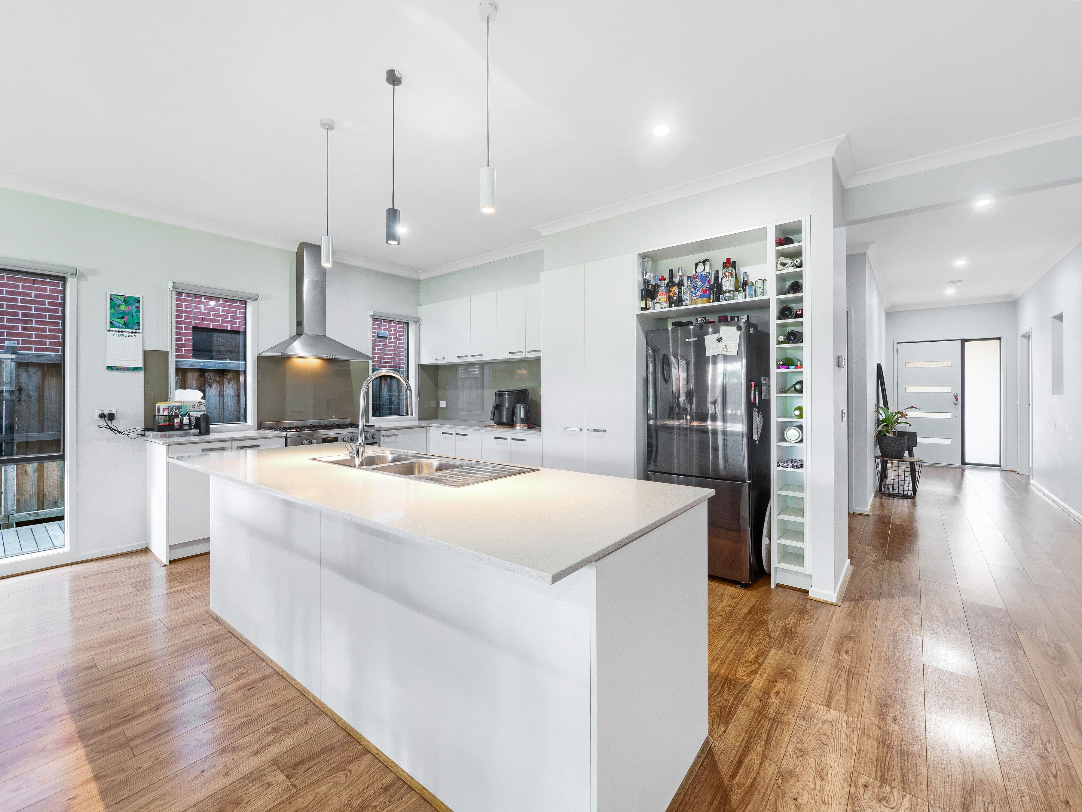 6 Trueman Street, Cranbourne West VIC 3977, Cranbourne West - Thumbnail 3
