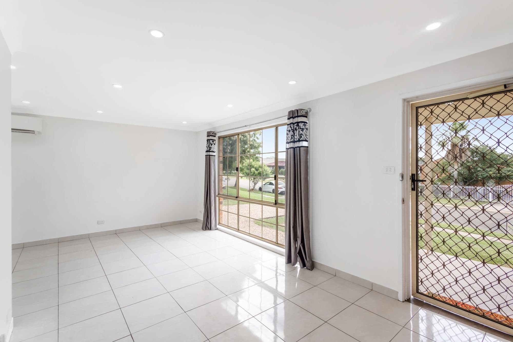 11 Stockholm Avenue, Hassall Grove NSW 2761, Hassall Grove - Thumbnail 2