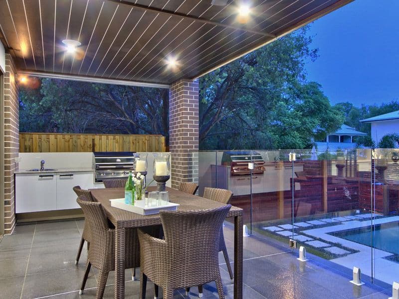 51 Moreton Street, NORMAN PARK QLD 4170, Norman Park - Thumbnail 2