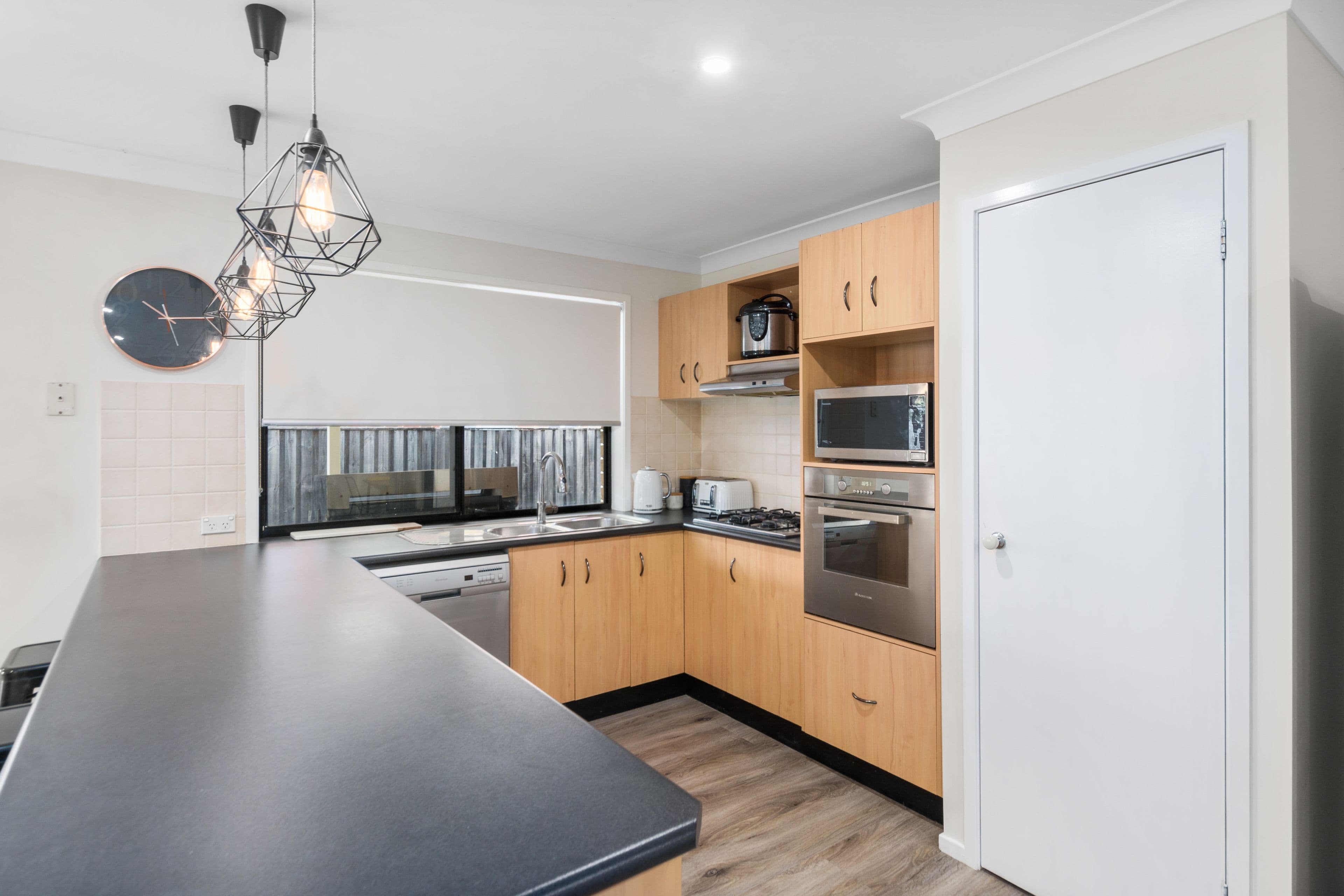 3/98 Holmes Road, North Bendigo VIC 3550, Horsley - Thumbnail 3