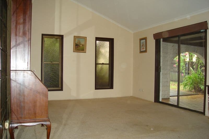 24  Frinton Street, WISHART QLD 4122, Wishart - Thumbnail 2