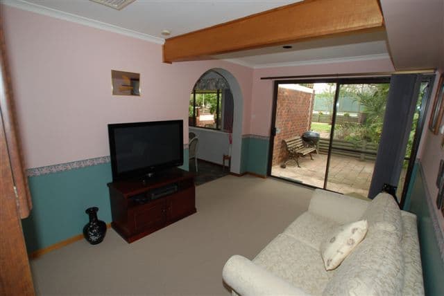 16 Sunhaven Street, REDWOOD PARK SA 5097, Redwood Park - Thumbnail 5