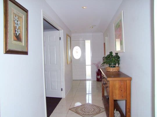 20 Llanrian Drive, SINGLETON NSW 2330, Singleton - Thumbnail 3