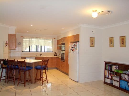 20 Llanrian Drive, SINGLETON NSW 2330, Singleton - Thumbnail 4