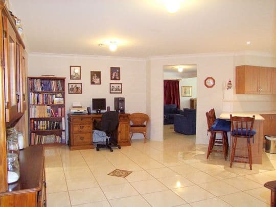 20 Llanrian Drive, SINGLETON NSW 2330, Singleton - Thumbnail 5