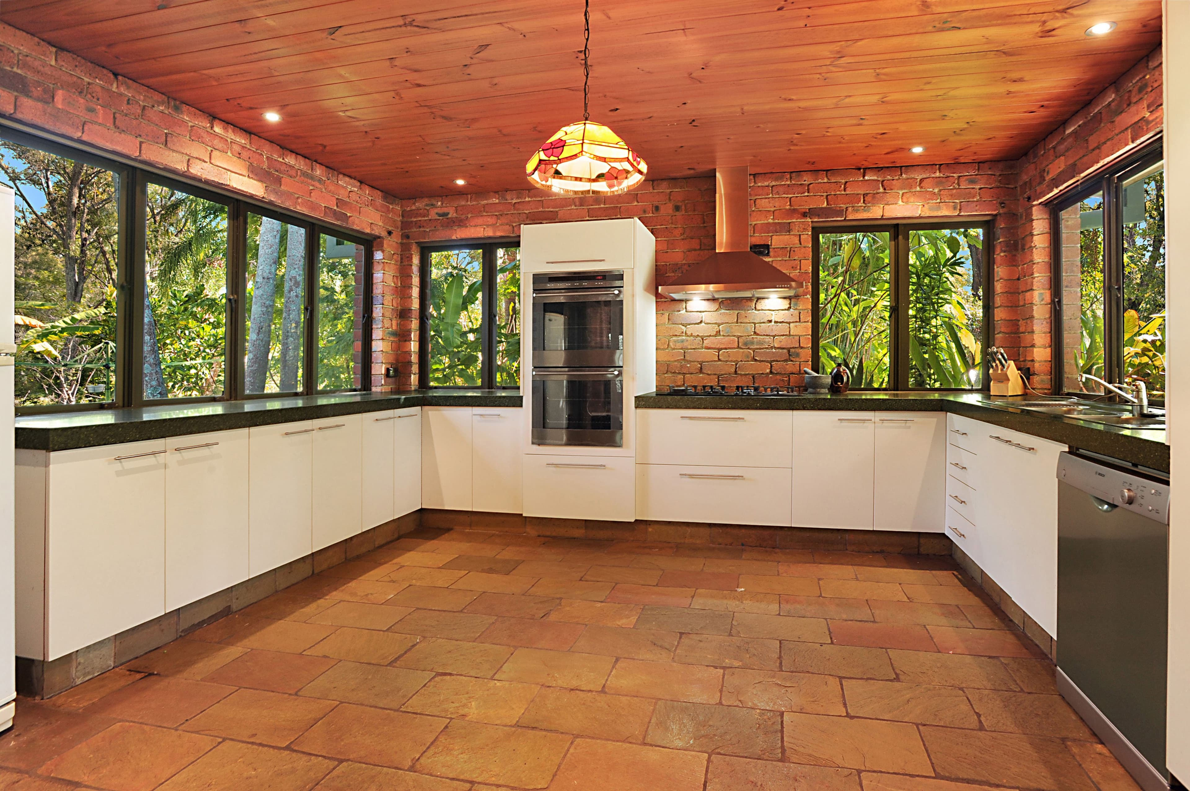 1 Hogan Court, Camp Mountain QLD 4520, Camp Mountain - Thumbnail 2