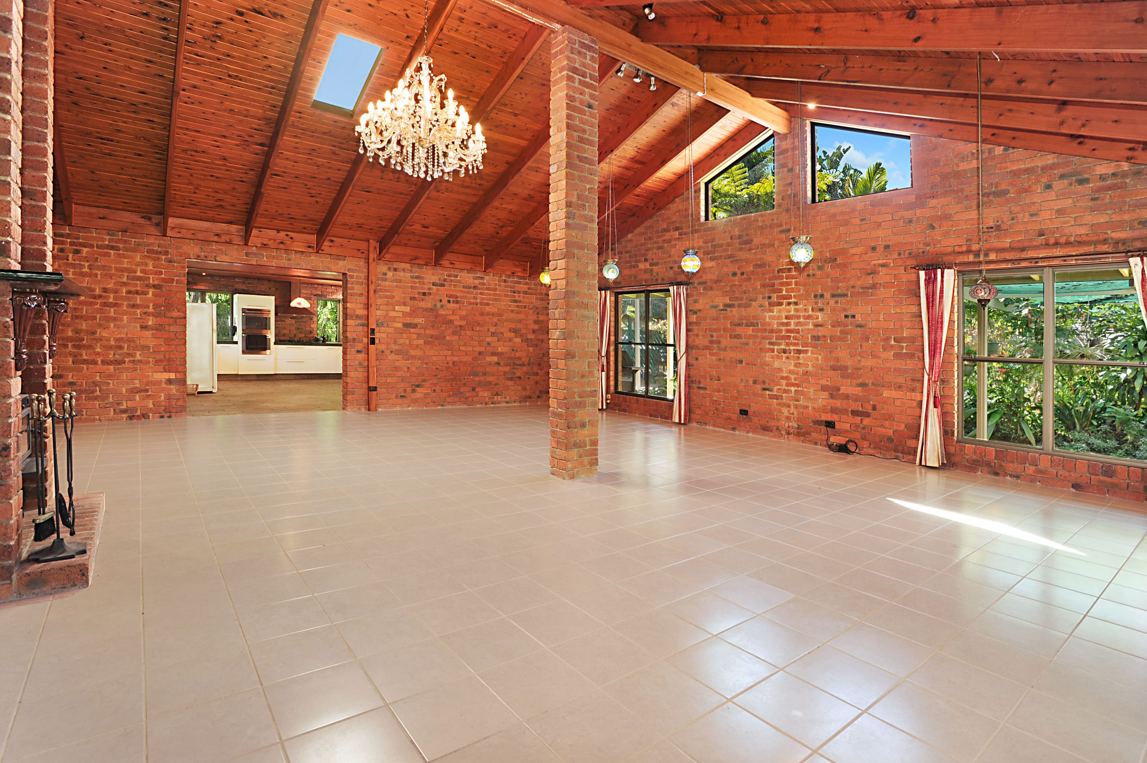 1 Hogan Court, Camp Mountain QLD 4520, Camp Mountain - Thumbnail 4