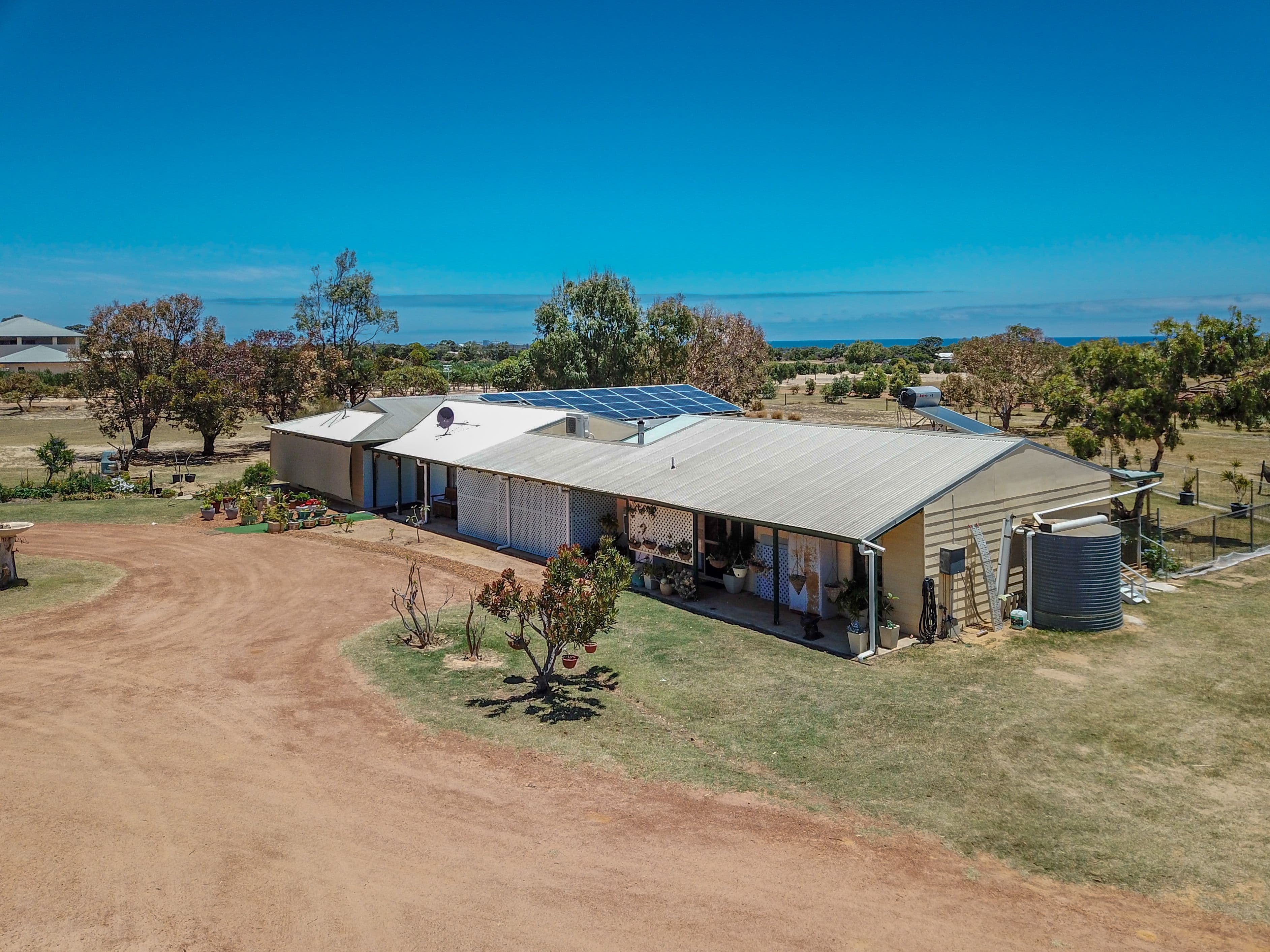 133 Sutcliffe Road, Waggrakine WA 6530, Waggrakine - Thumbnail 2