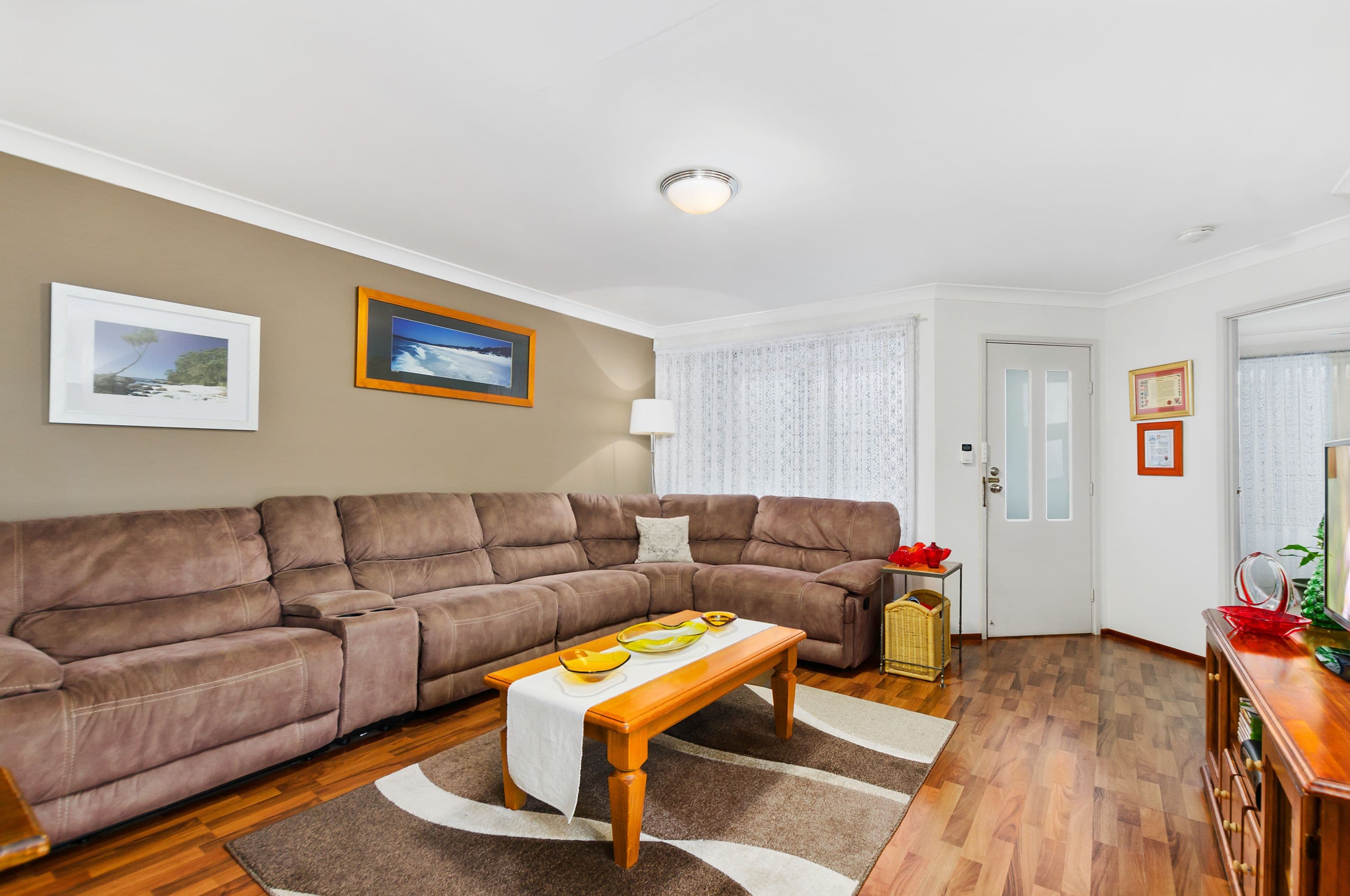 7 Ashton Vale Grove, Horsley - Thumbnail 2