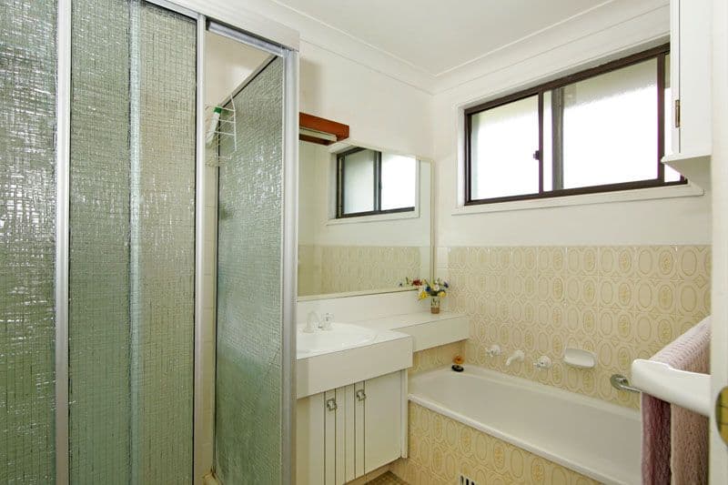46 Kathleen White Crescent, KILLARNEY VALE NSW 2261, Killarney Vale - Thumbnail 6