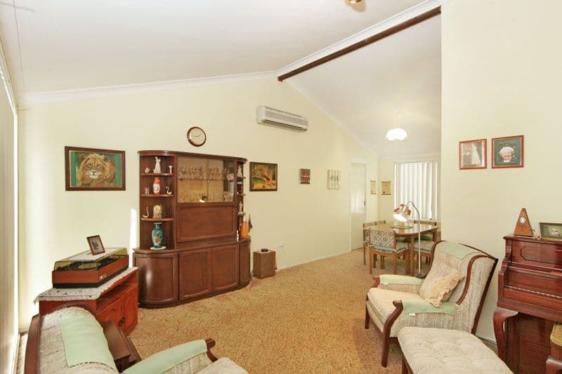 46 Kathleen White Crescent, KILLARNEY VALE NSW 2261, Killarney Vale - Thumbnail 7