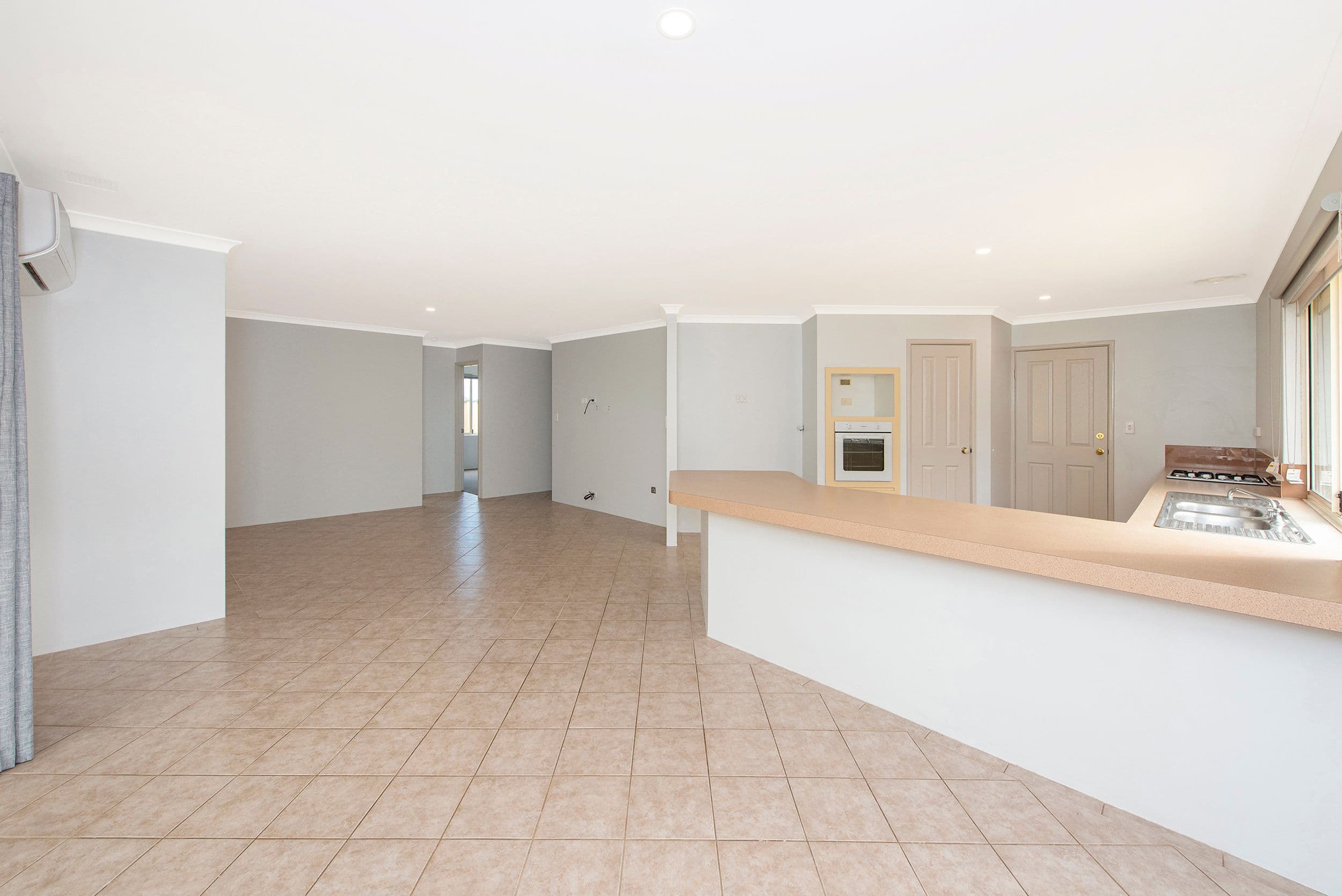2 Wittecarra Crescent, Port Kennedy WA 6172, Port Kennedy - Thumbnail 7